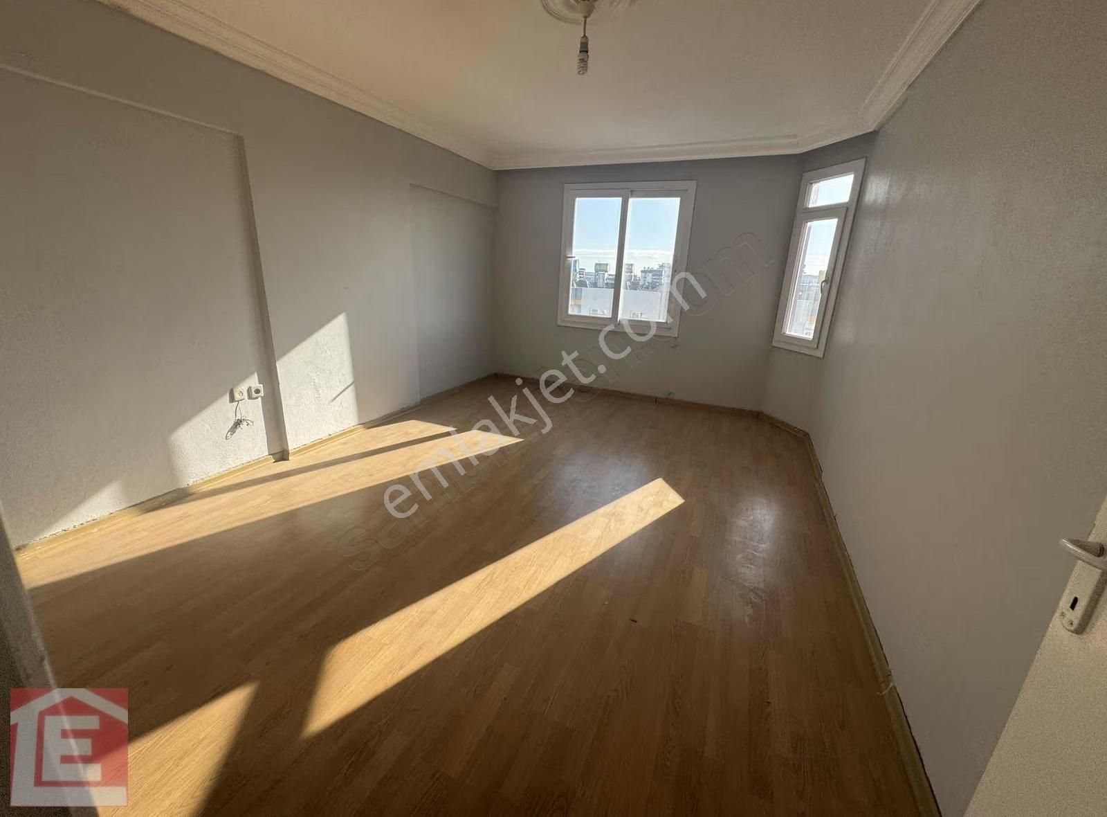 Lider'den Huzurevlerinde Çok Geniş Oturumlu 3 Balkonlu Ferah Ev - Görsel 5