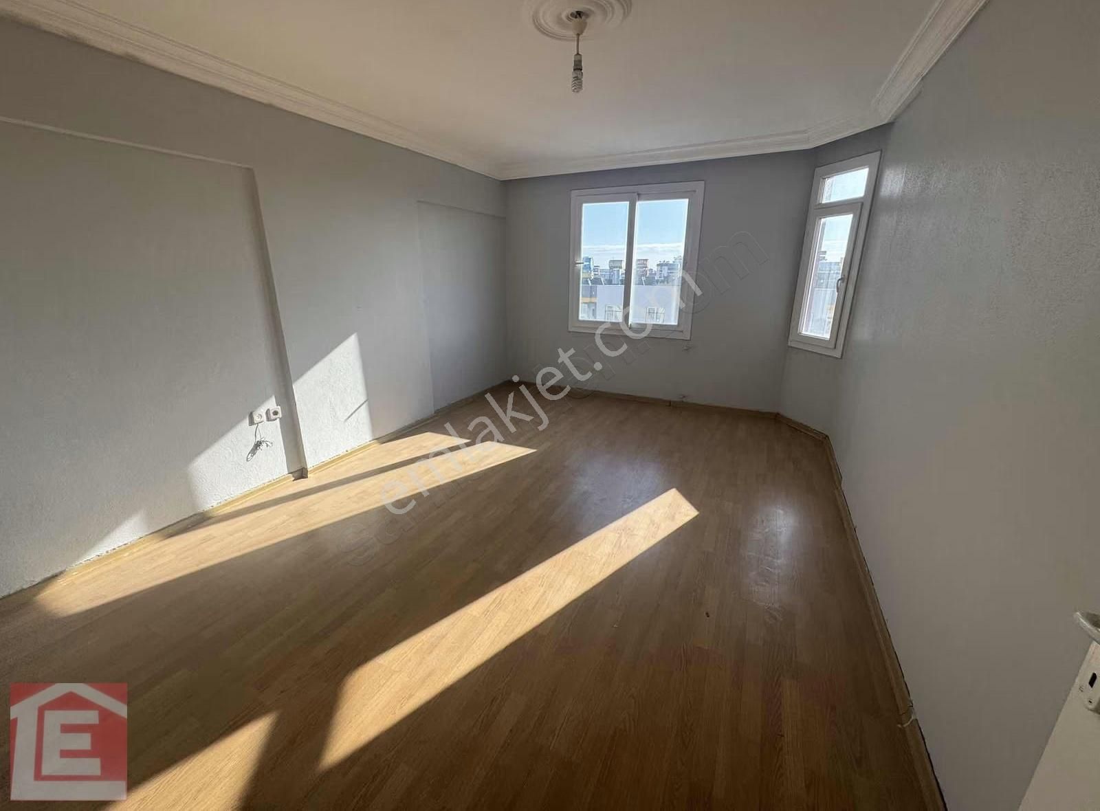 Lider'den Huzurevlerinde Çok Geniş Oturumlu 3 Balkonlu Ferah Ev - Görsel 21