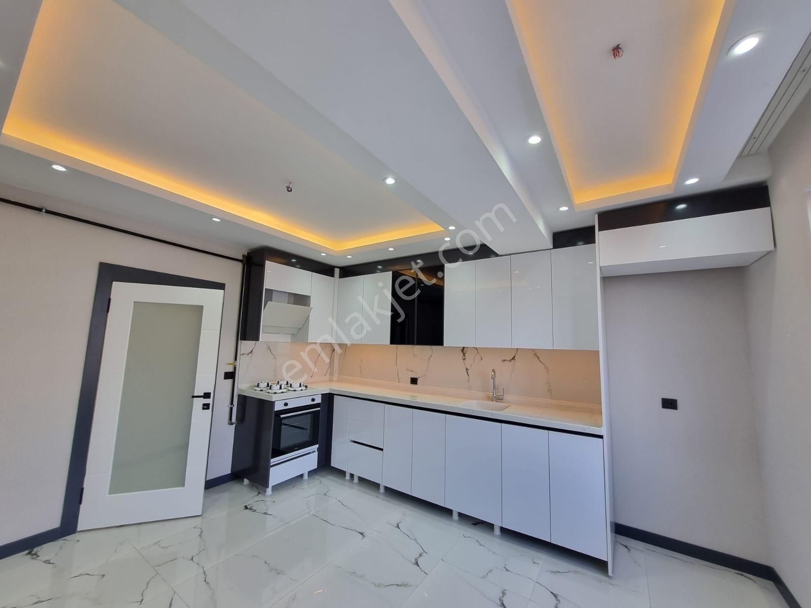 Yenikent Mustafa Kemal Mah.de Süper Lüks Satılık 3+1 Sıfırdaire