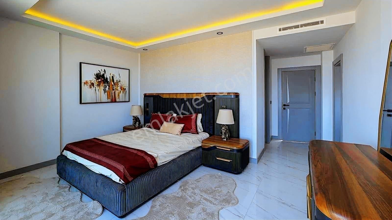 Kuşadası Kadınlar Denizinde Satılık Manzaralı Müstakil Villa - Görsel 13