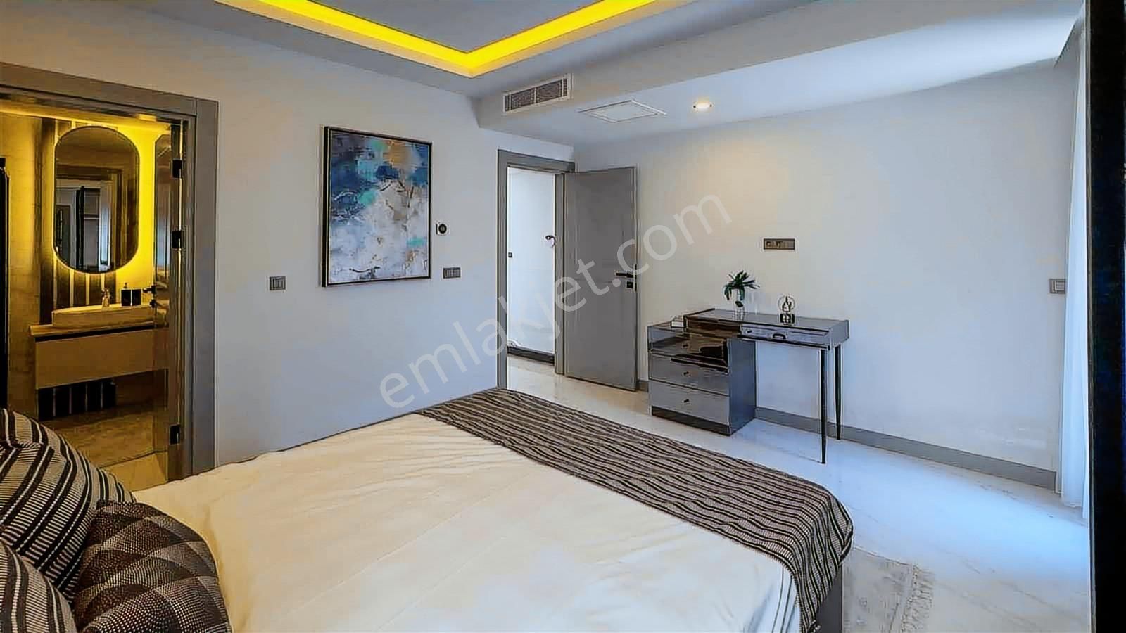 Kuşadası Kadınlar Denizinde Satılık Manzaralı Müstakil Villa - Görsel 11