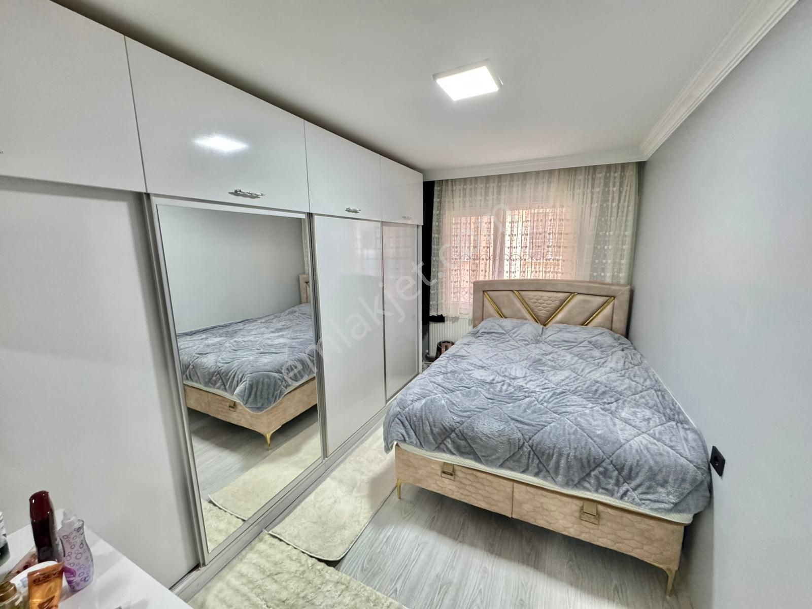🏡muradiye Mahallesi 🏡 ✅2+1 900m2 5 Katlının Yüksek Zemini ❇️kapalı Mutfak Petek Kombili - Görsel 7
