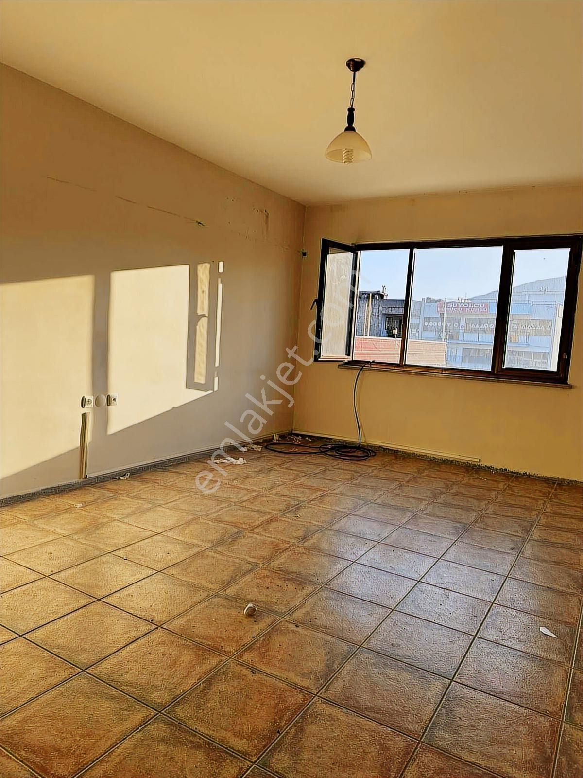 Söke Belediyesinin Karşısında Satılık Ofis Veya Büro - Görsel 4