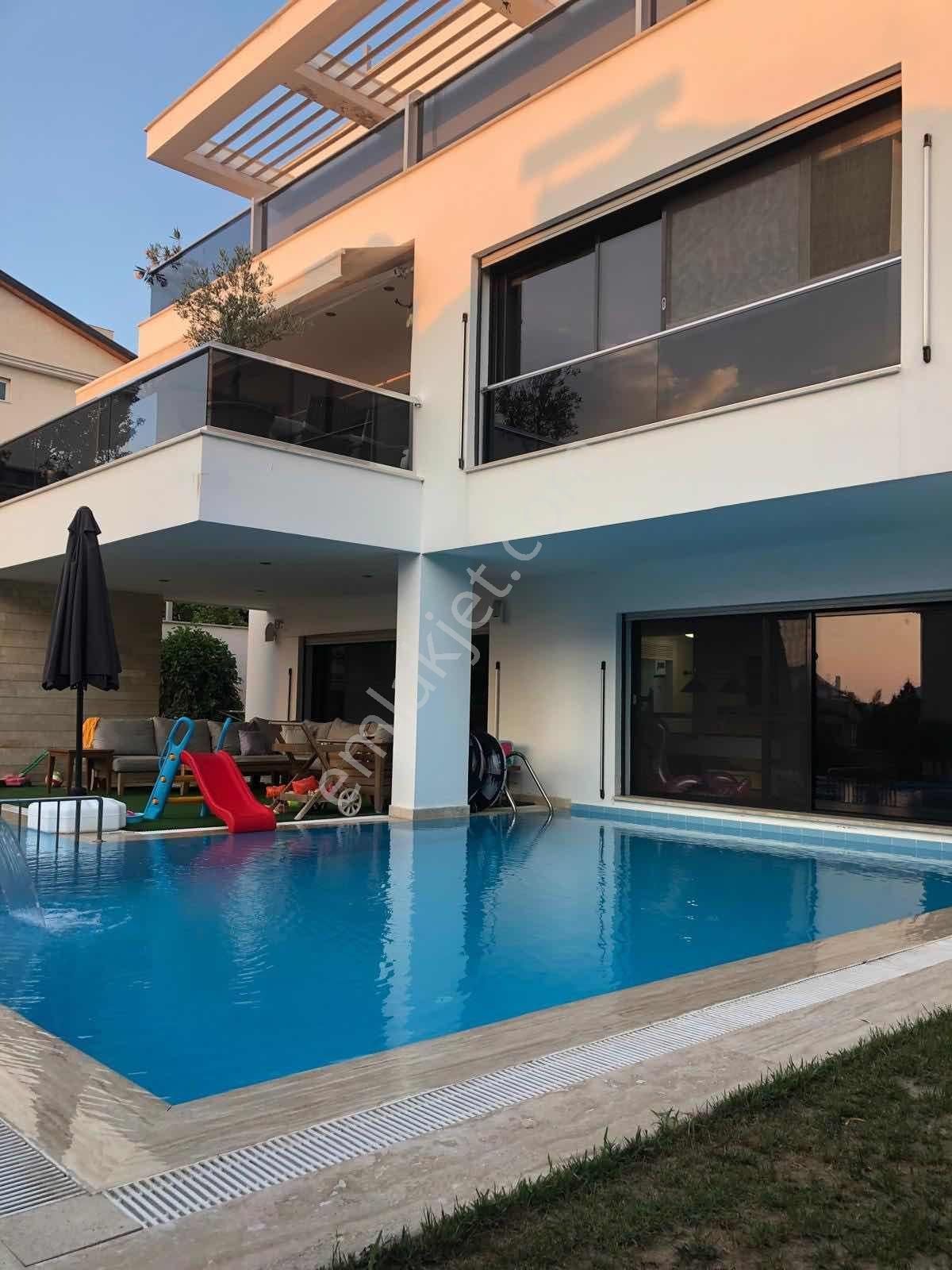 Full Deniz Manzaralı Lüks Satılık Villa - Görsel 29