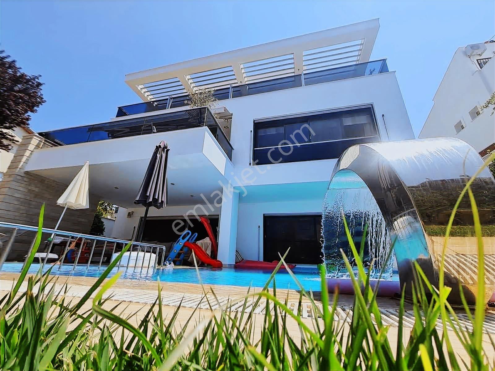 Full Deniz Manzaralı Lüks Satılık Villa - Görsel 12