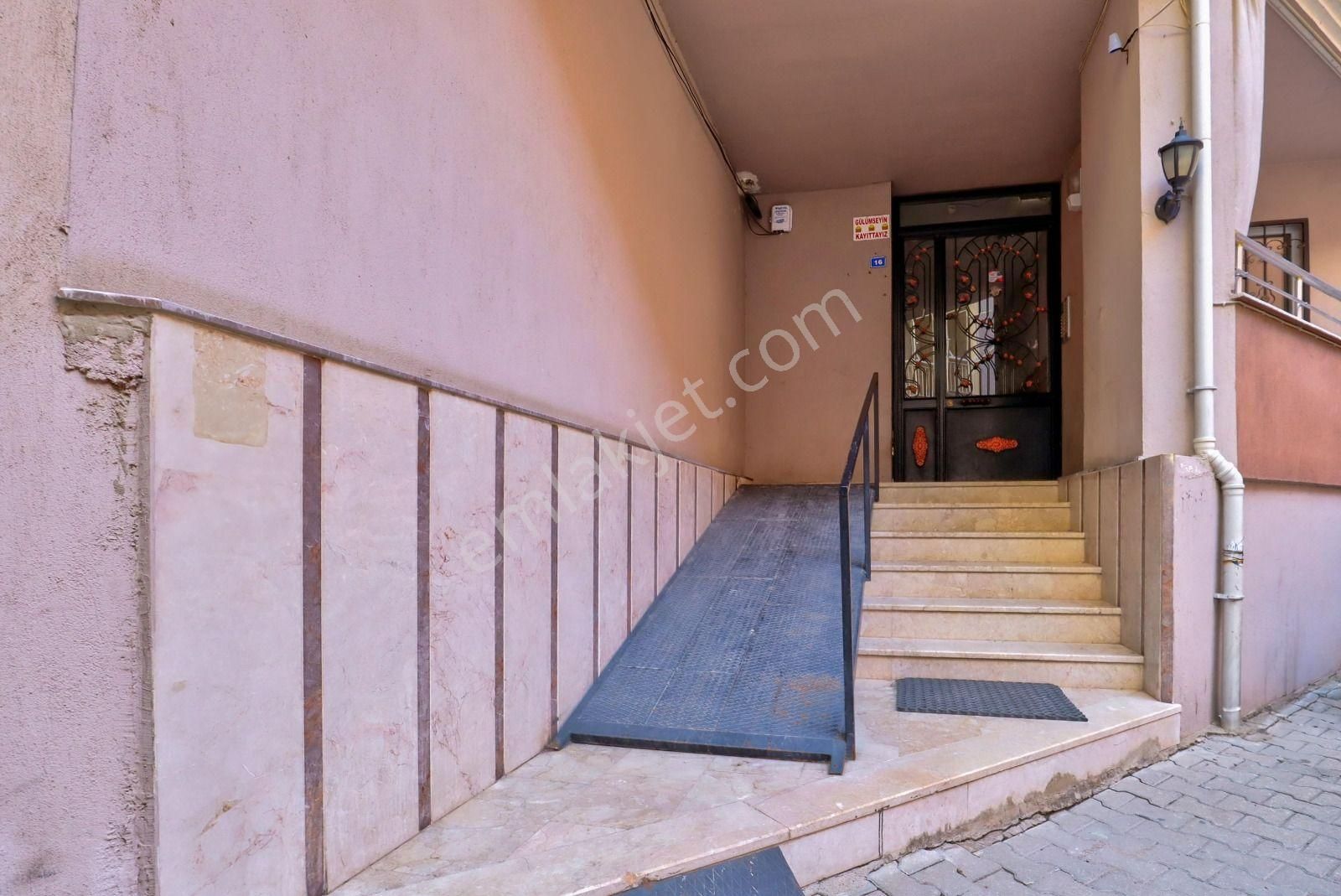 Dikili İsmetpaşa'da Düz Ayak Konumda Satılık Dublex Daire. - Görsel 6