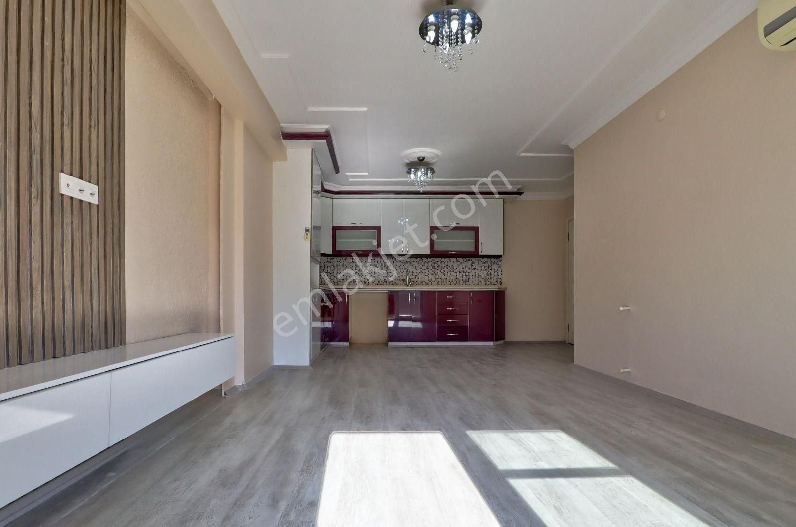 Dikili İsmetpaşa'da Düz Ayak Konumda Satılık Dublex Daire. - Görsel 14