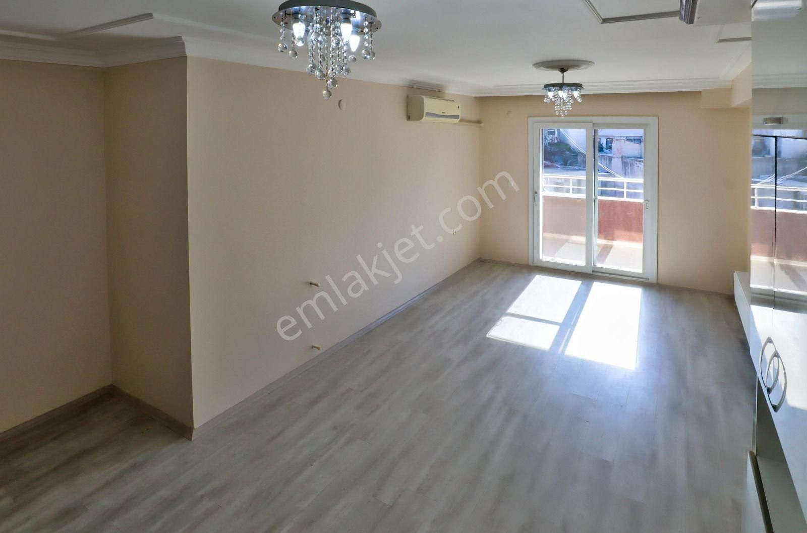 Dikili İsmetpaşa'da Düz Ayak Konumda Satılık Dublex Daire. - Görsel 16