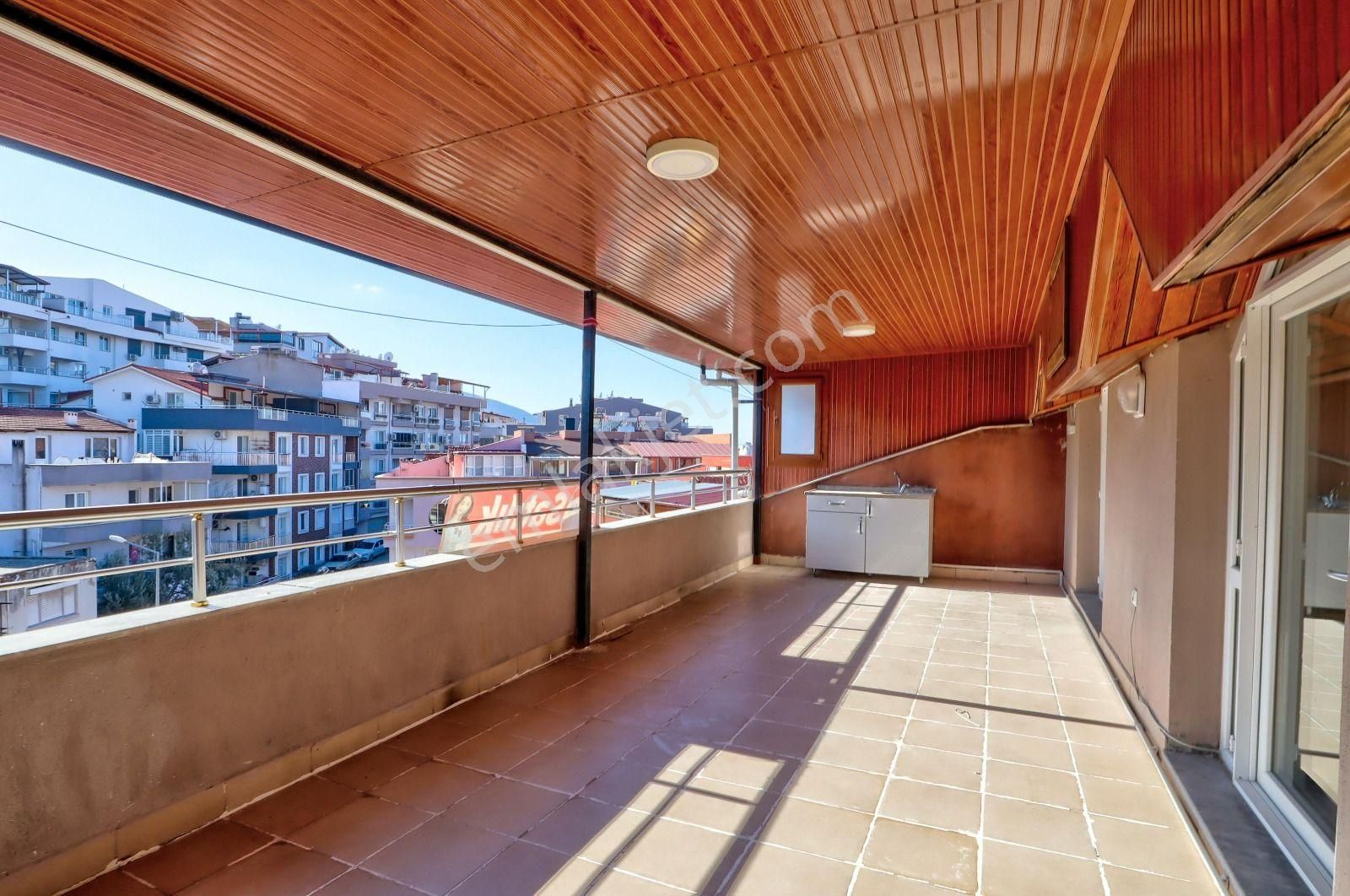 Dikili İsmetpaşa'da Düz Ayak Konumda Satılık Dublex Daire. - Görsel 30