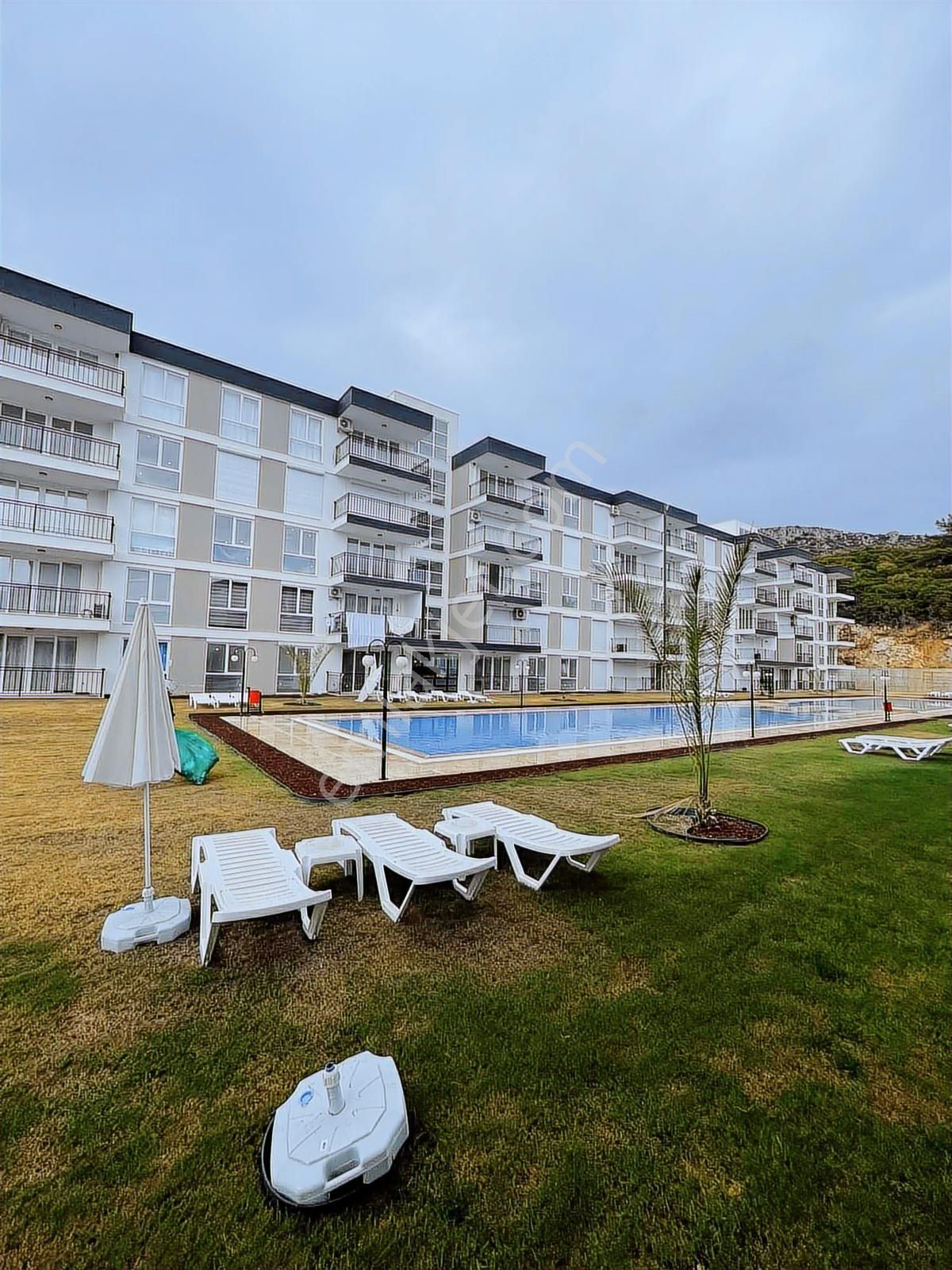 Kuşadası Kirazlı Yolunda Sıfır Satılık 3+1 Daire - Görsel 18