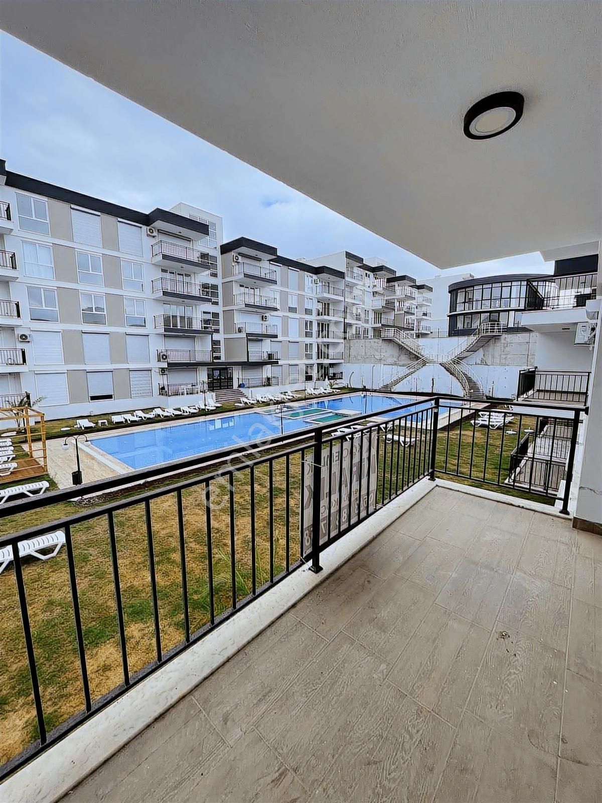 Kuşadası Kirazlı Eşin Vadi Sitesinde Satılık 1+1 Daire - Görsel 12