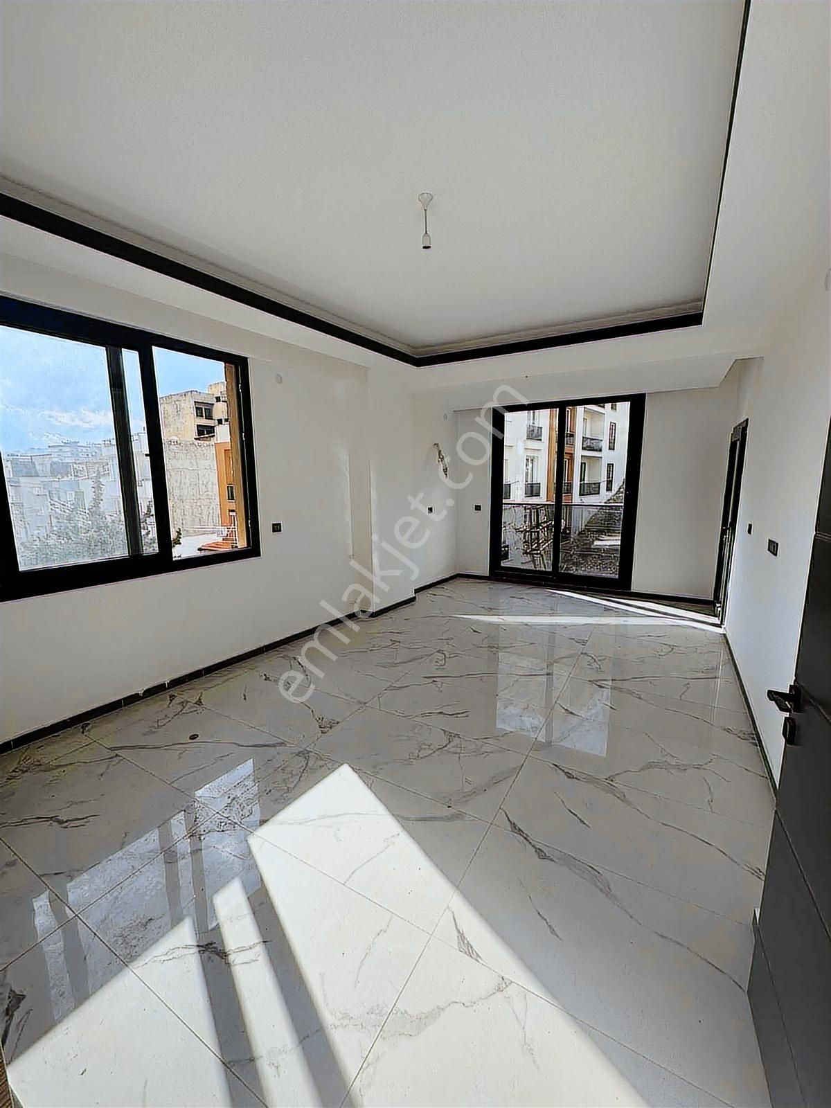 Kuşadası Merkezde 1+1 Satılık Sıfır Daire - Görsel 15