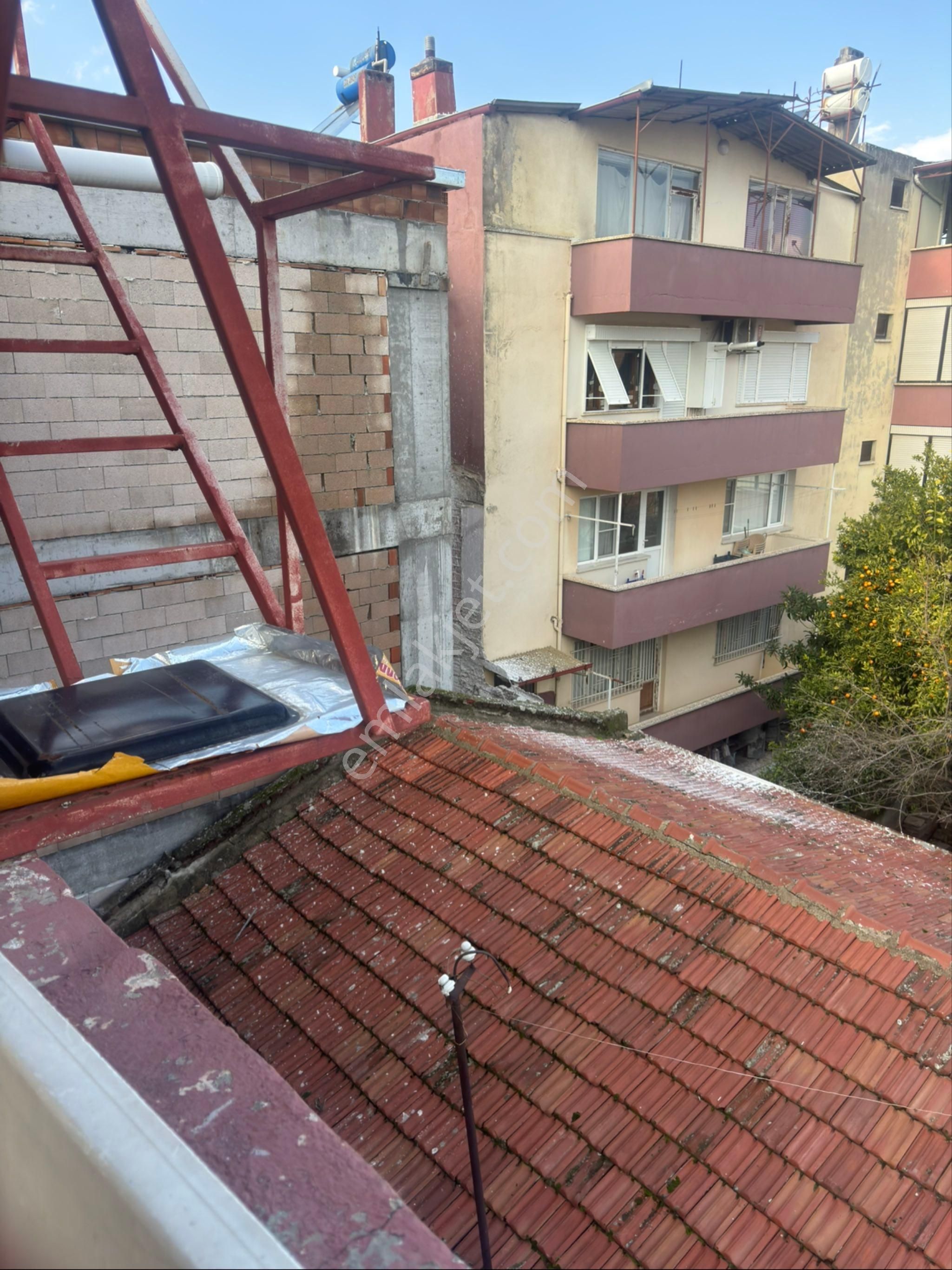 Şehrin Tam Merkezinde Fırsat Satılık Üç Katlı Ve İmarlı Bina - Görsel 26