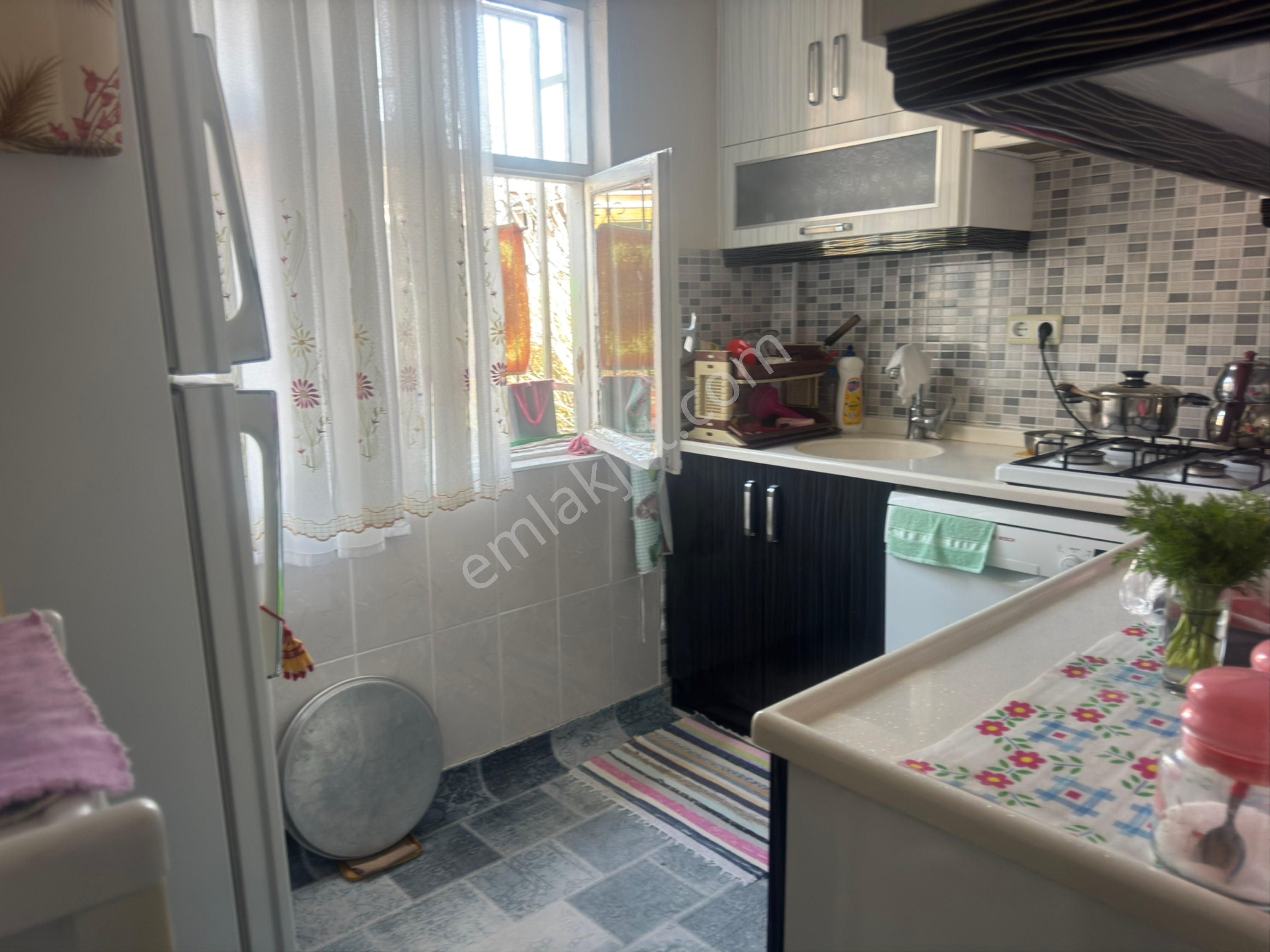 Şehrin Tam Merkezinde Fırsat Satılık Üç Katlı Ve İmarlı Bina - Görsel 16