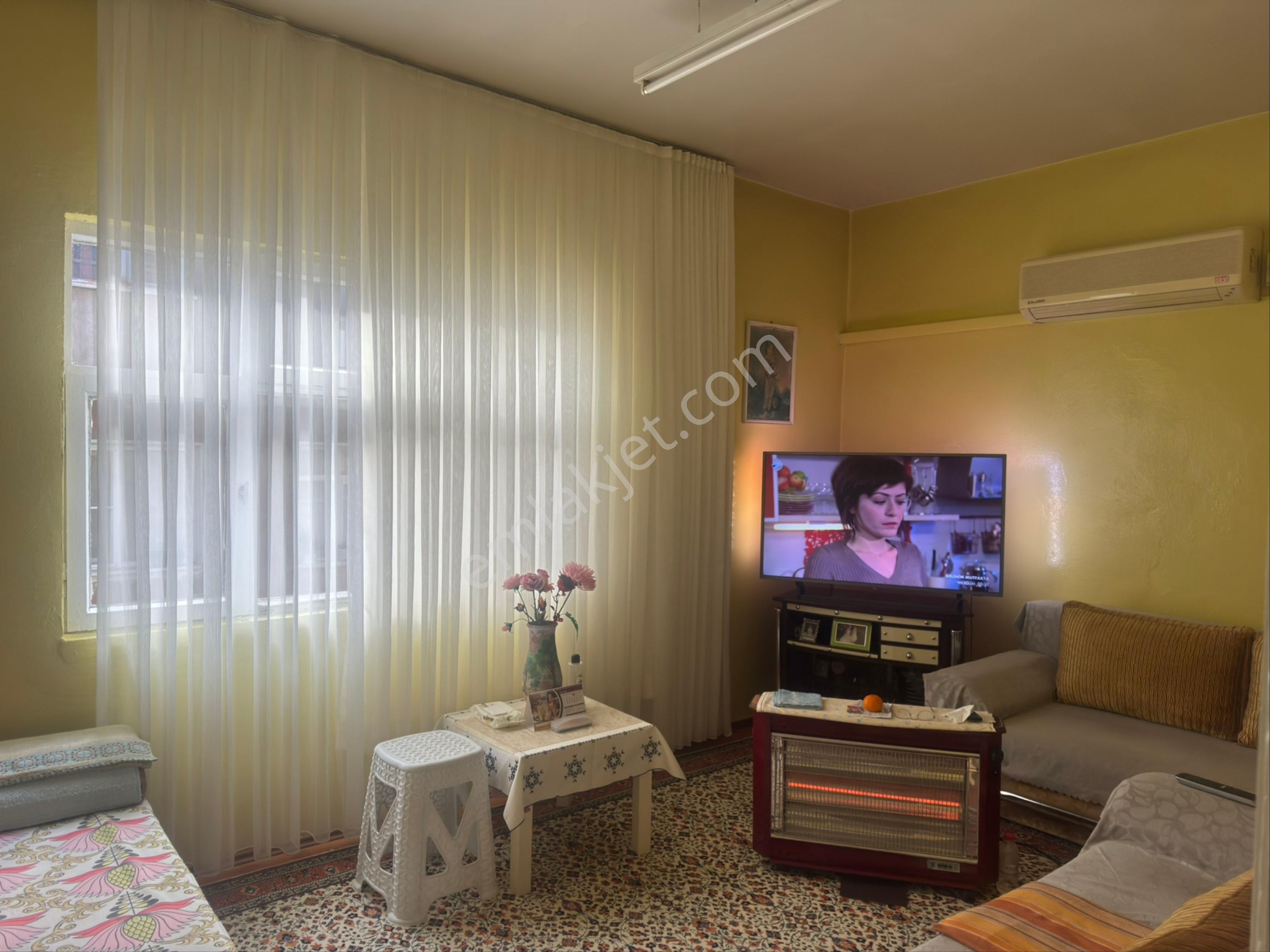 Şehrin Tam Merkezinde Fırsat Satılık Üç Katlı Ve İmarlı Bina - Görsel 9