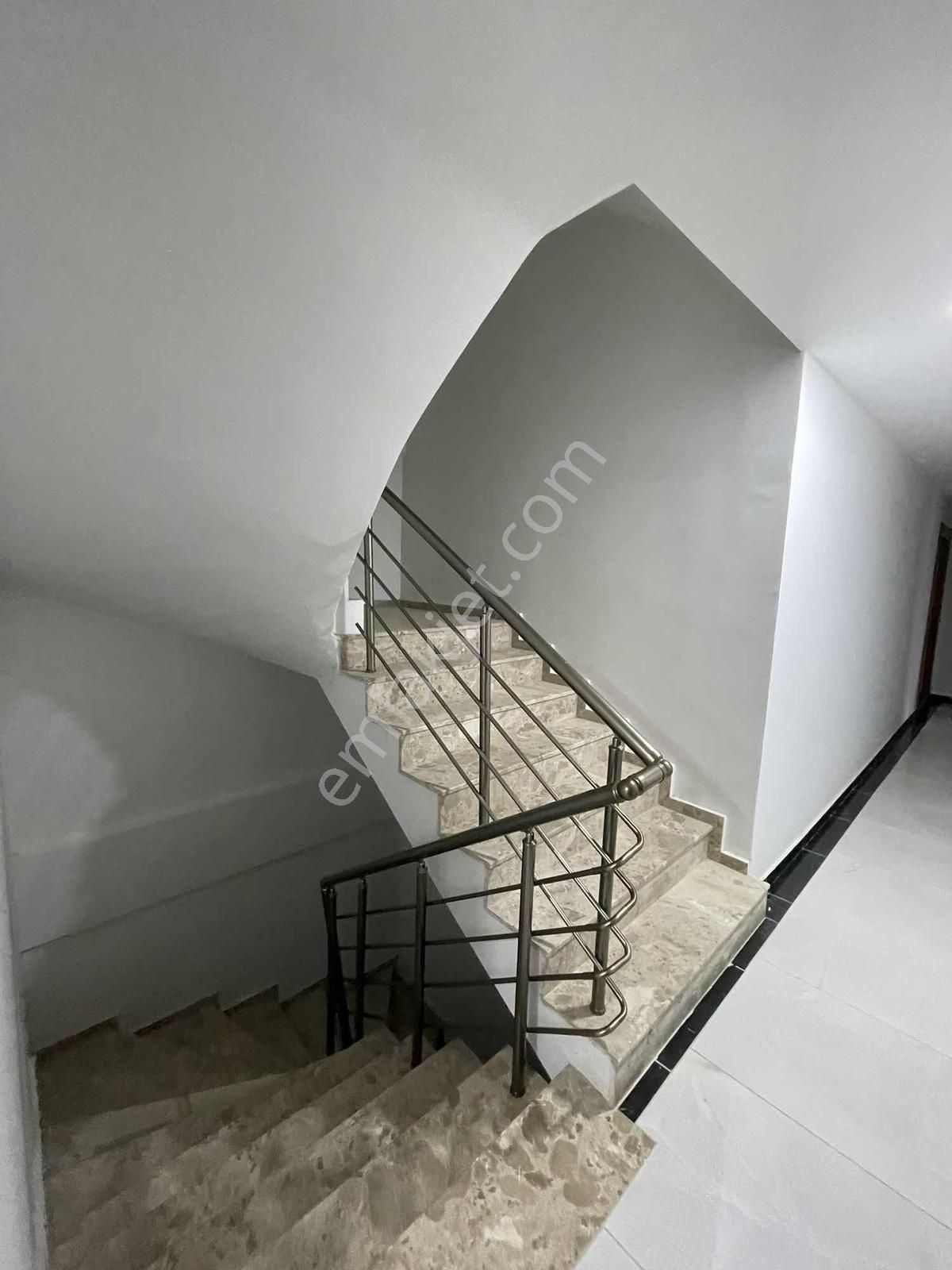 Merkeze Yakın Sıfır Satılık 2+1 Daire - Görsel 9