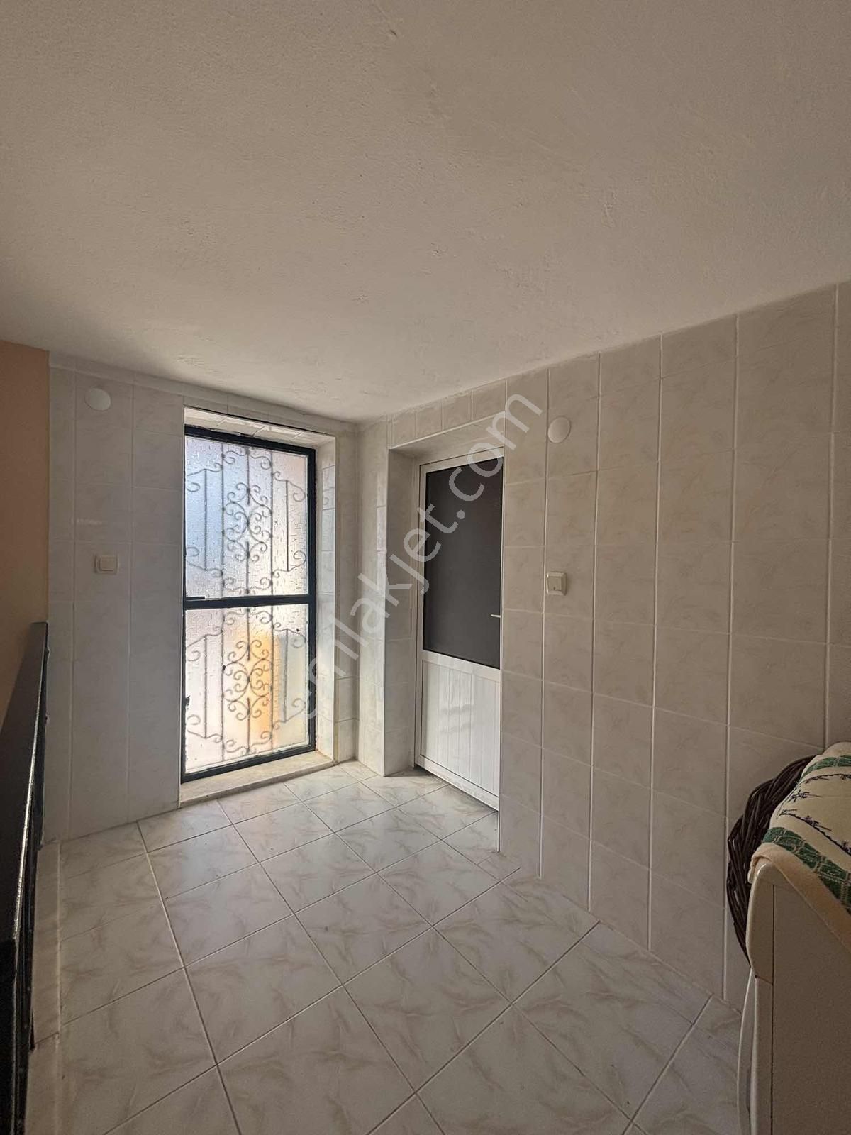 Kuşadası Davutlar'da 4 + 1 Deniz Manzaralı Satılık Villa - Görsel 5