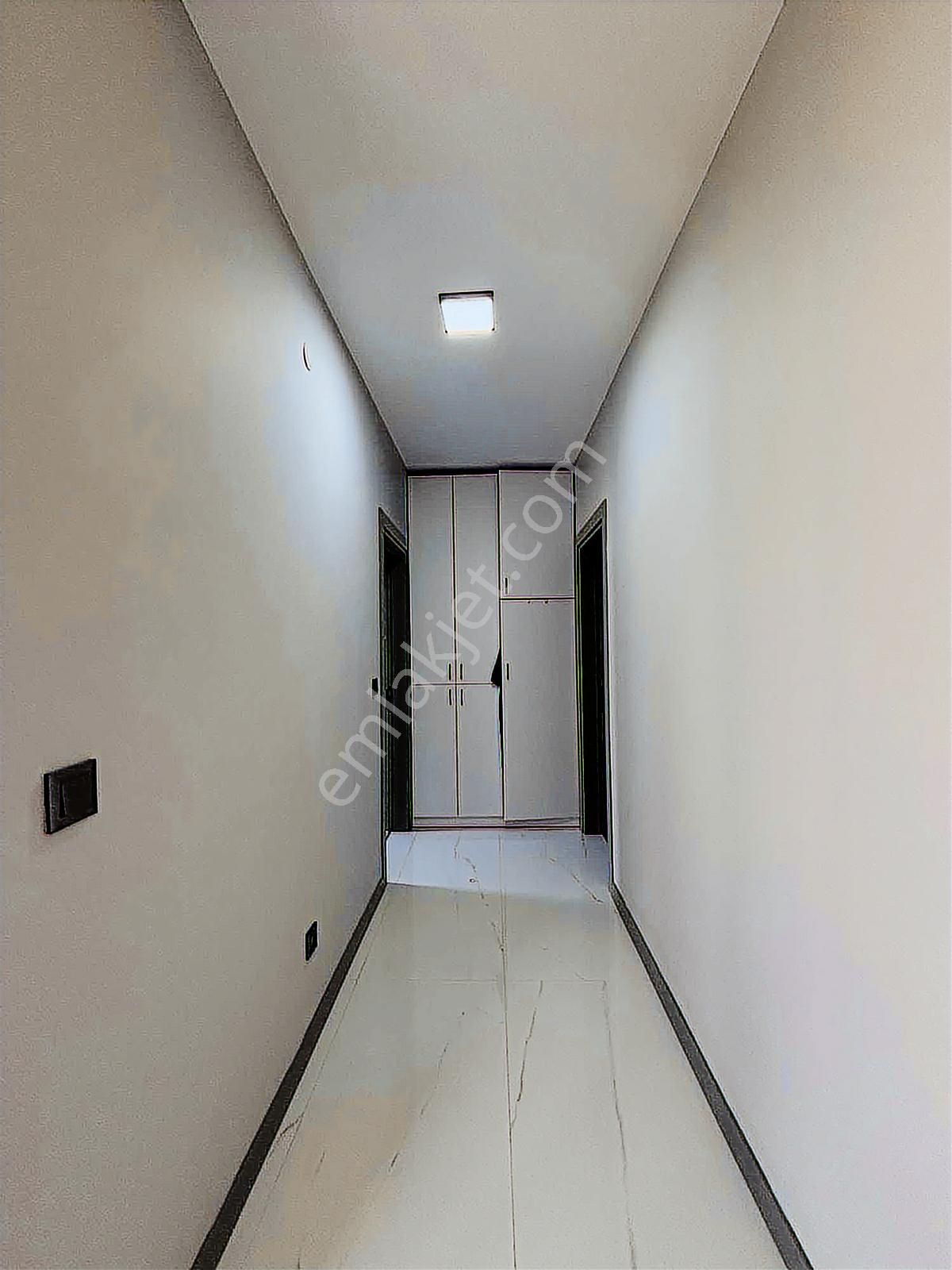 Kuşadası Özel Havuzlu | Bahçeli | Kısmi Eşyalı 4+1 Satılık Villa - Görsel 27