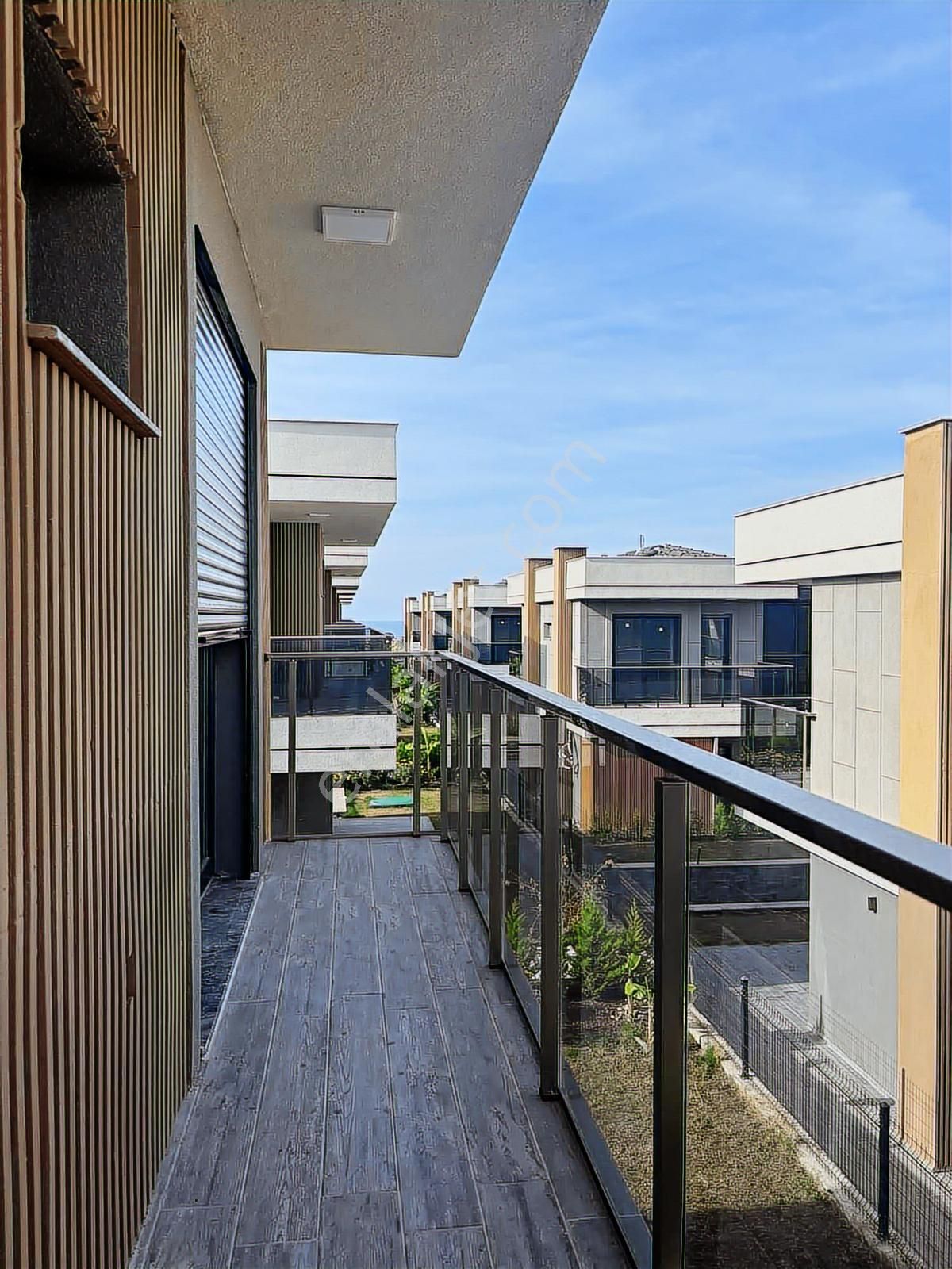 Kuşadası Özel Havuzlu | Bahçeli | Kısmi Eşyalı 4+1 Satılık Villa - Görsel 35