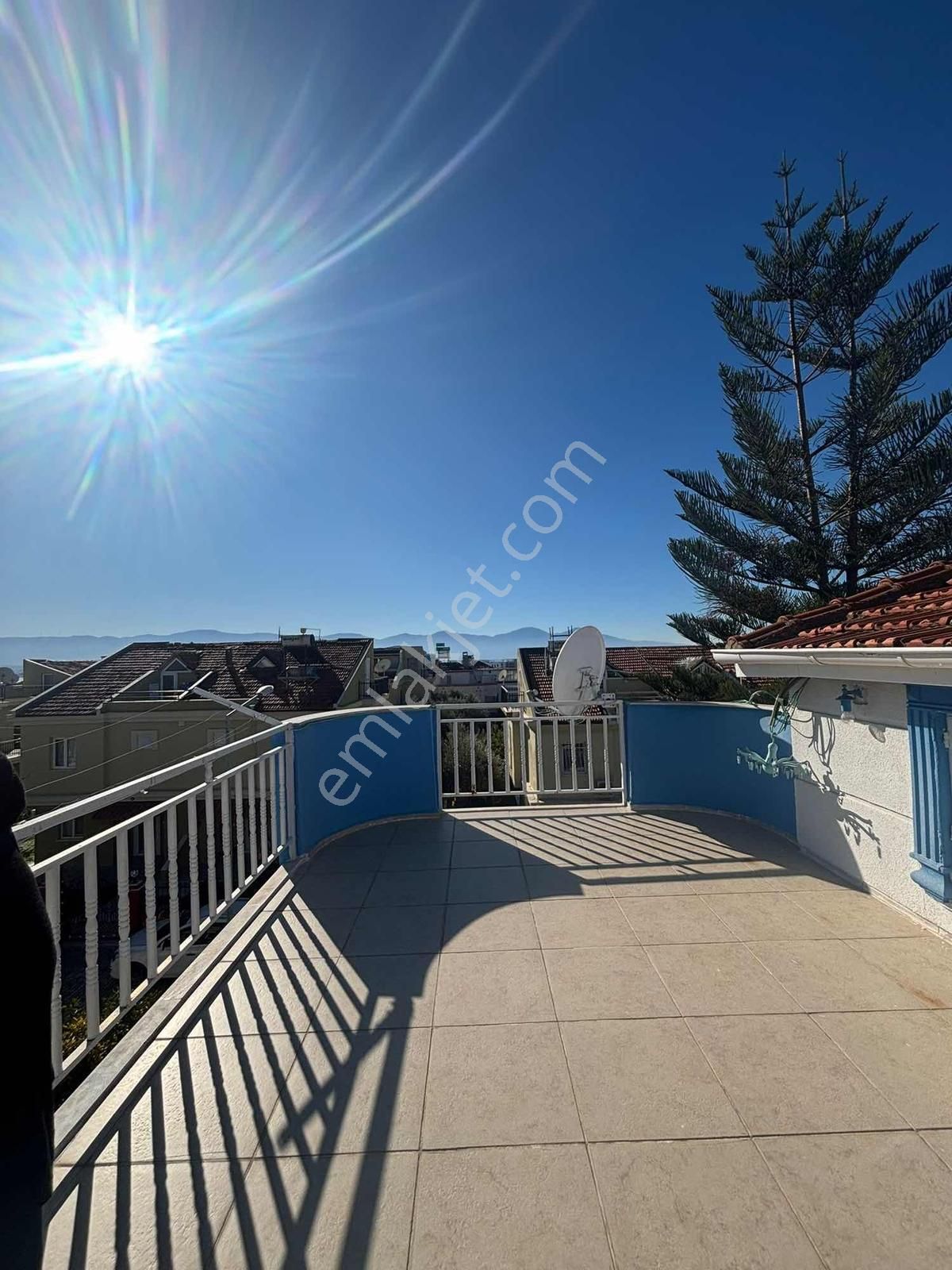 Kadınlar Denizinde Doğalgazı Eşyalı Kiralık Villa