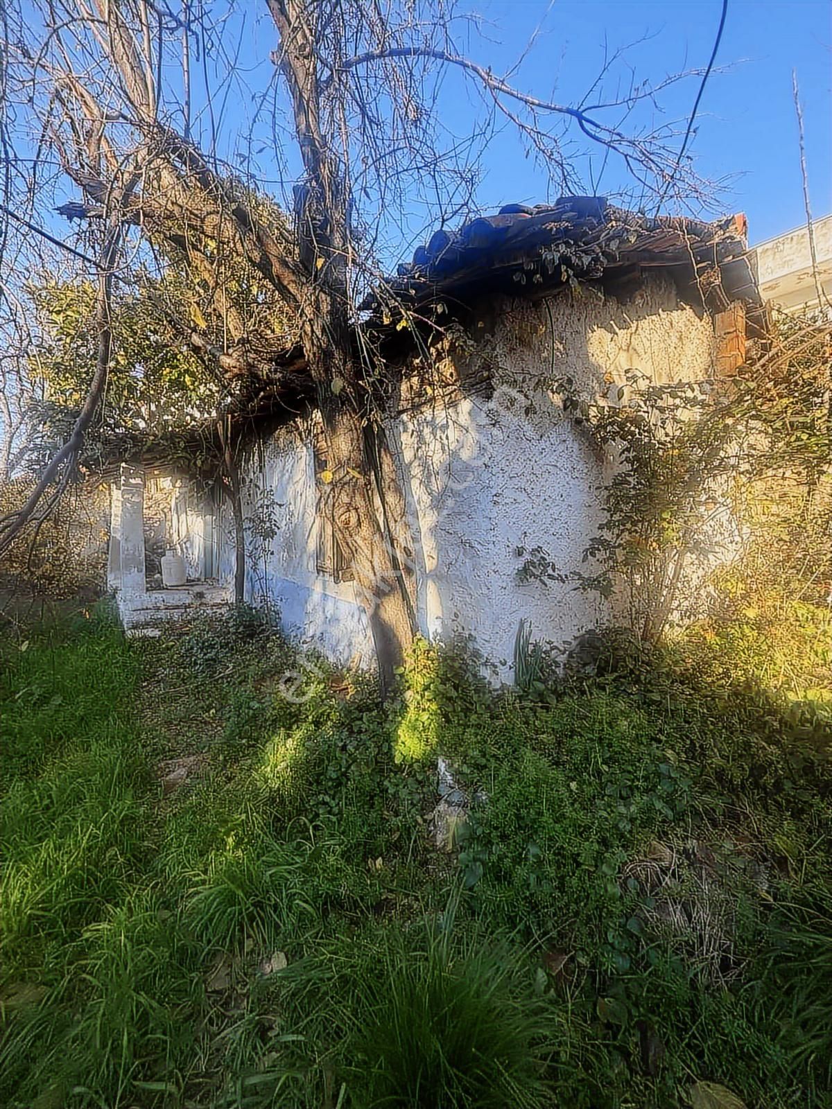 Kuşadası Kirazlı Köyü'nde Satılık Arsa - Görsel 3