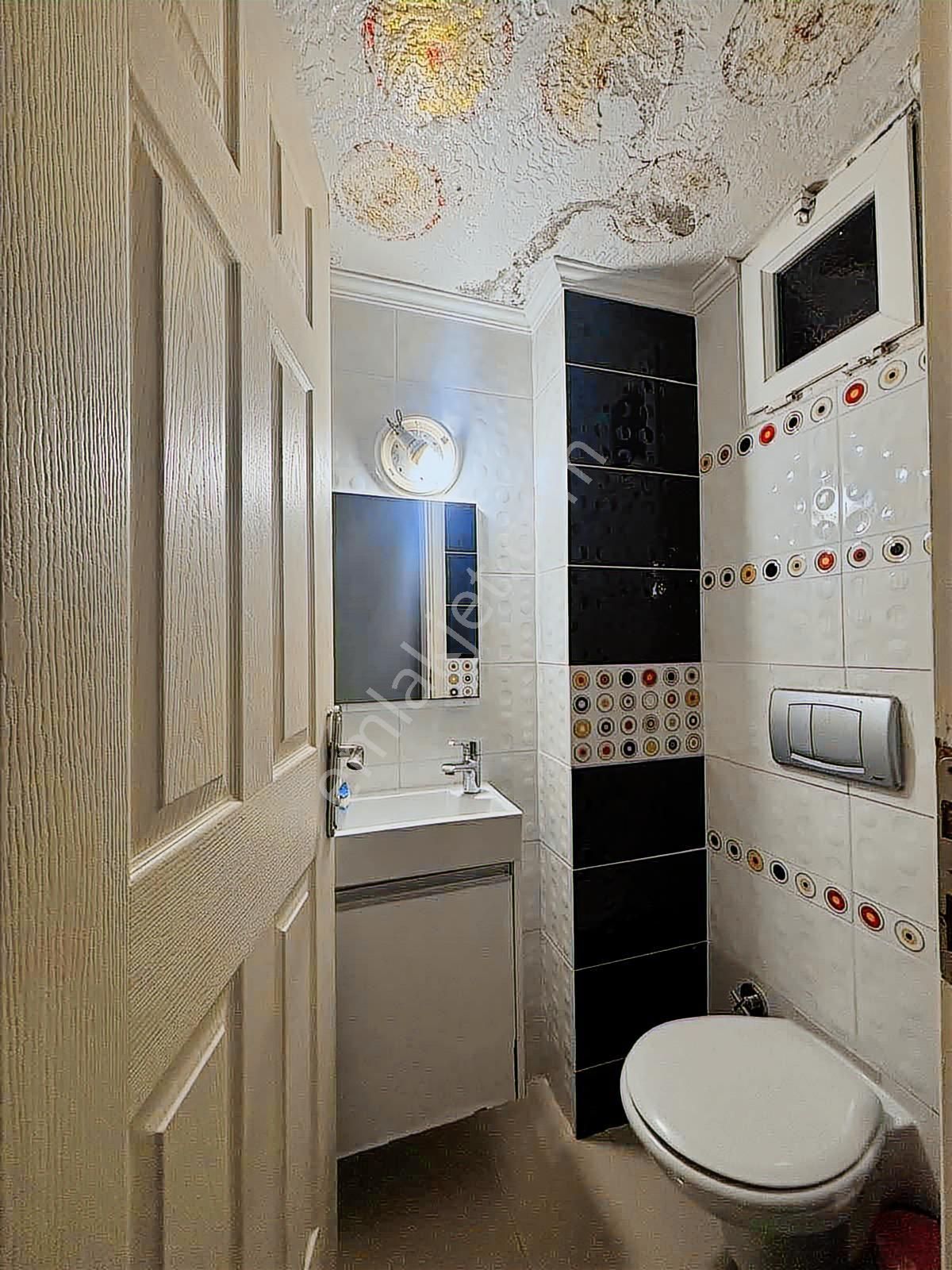 Merkeze Yakın Ferah Ve Geniş Satılık 3+1 Daire - Görsel 27