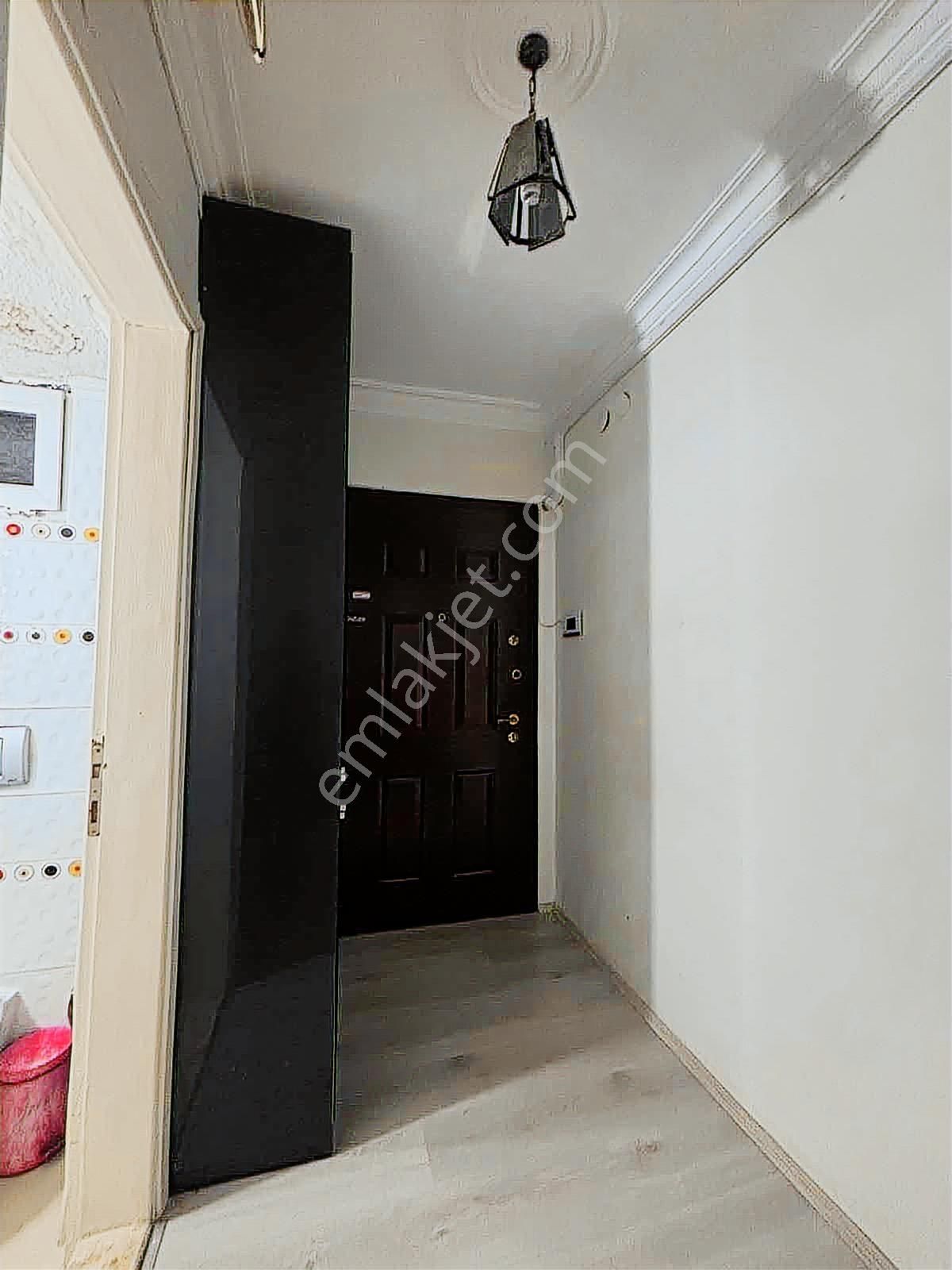 Merkeze Yakın Ferah Ve Geniş Satılık 3+1 Daire - Görsel 5