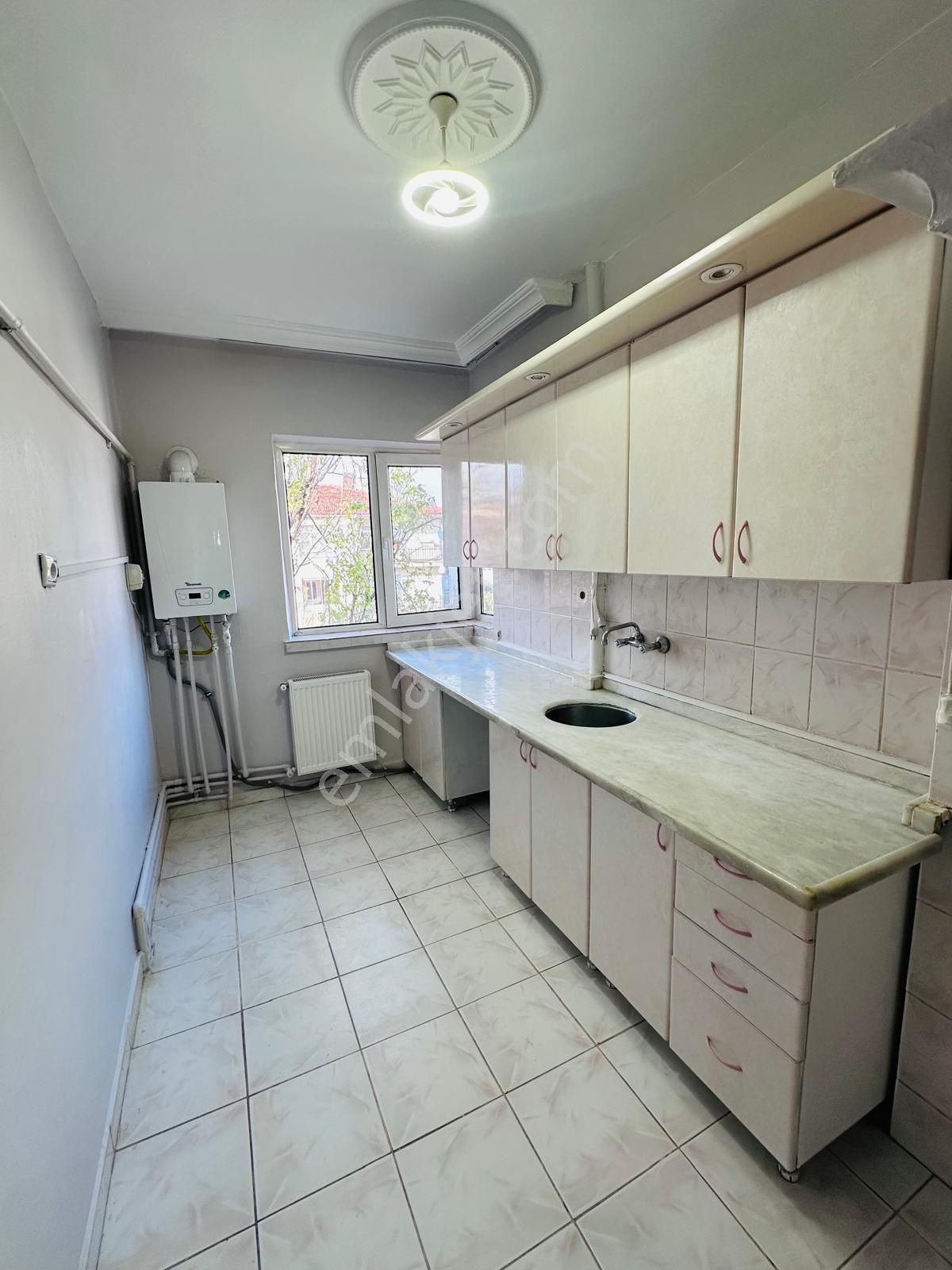 Benliler Emlaktan Tepebaşı Mah 3+1 Katta Full Yapılı Satılık Daire - Görsel 3