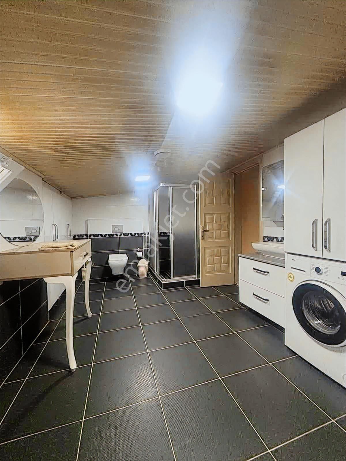 Denize 250 Mt Satılık Villa - Görsel 3