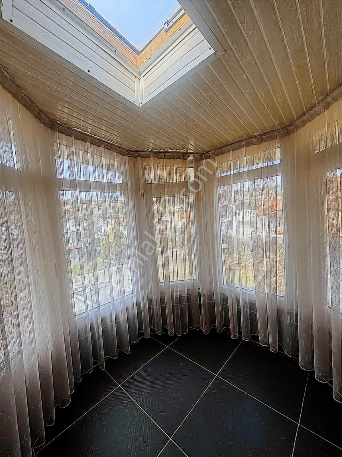 Denize 250 Mt Satılık Villa - Görsel 19