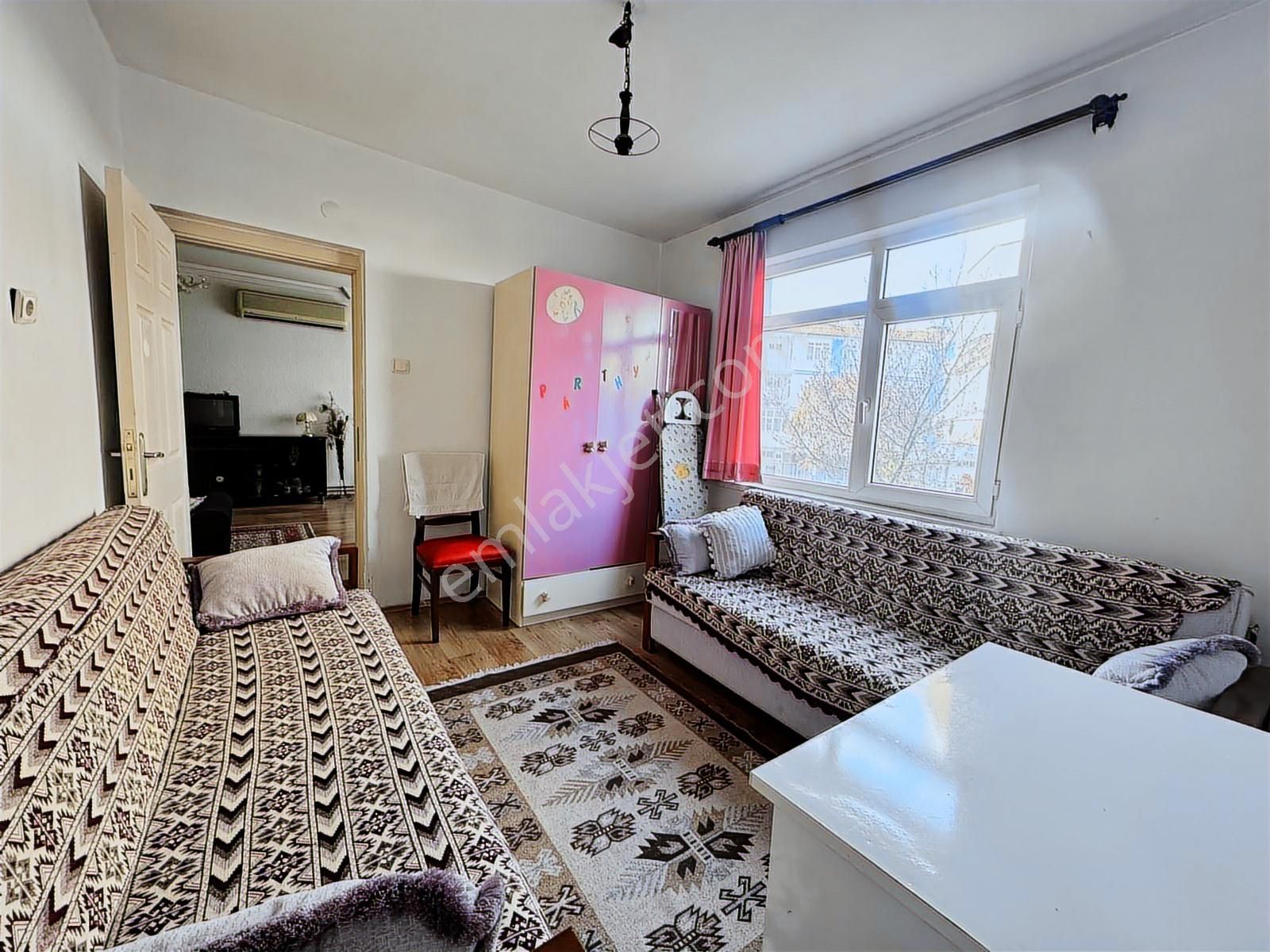 Çankaya Ertuğrul Gazi Mah Eşyalı Kiralık 2+1 Daire - Görsel 4