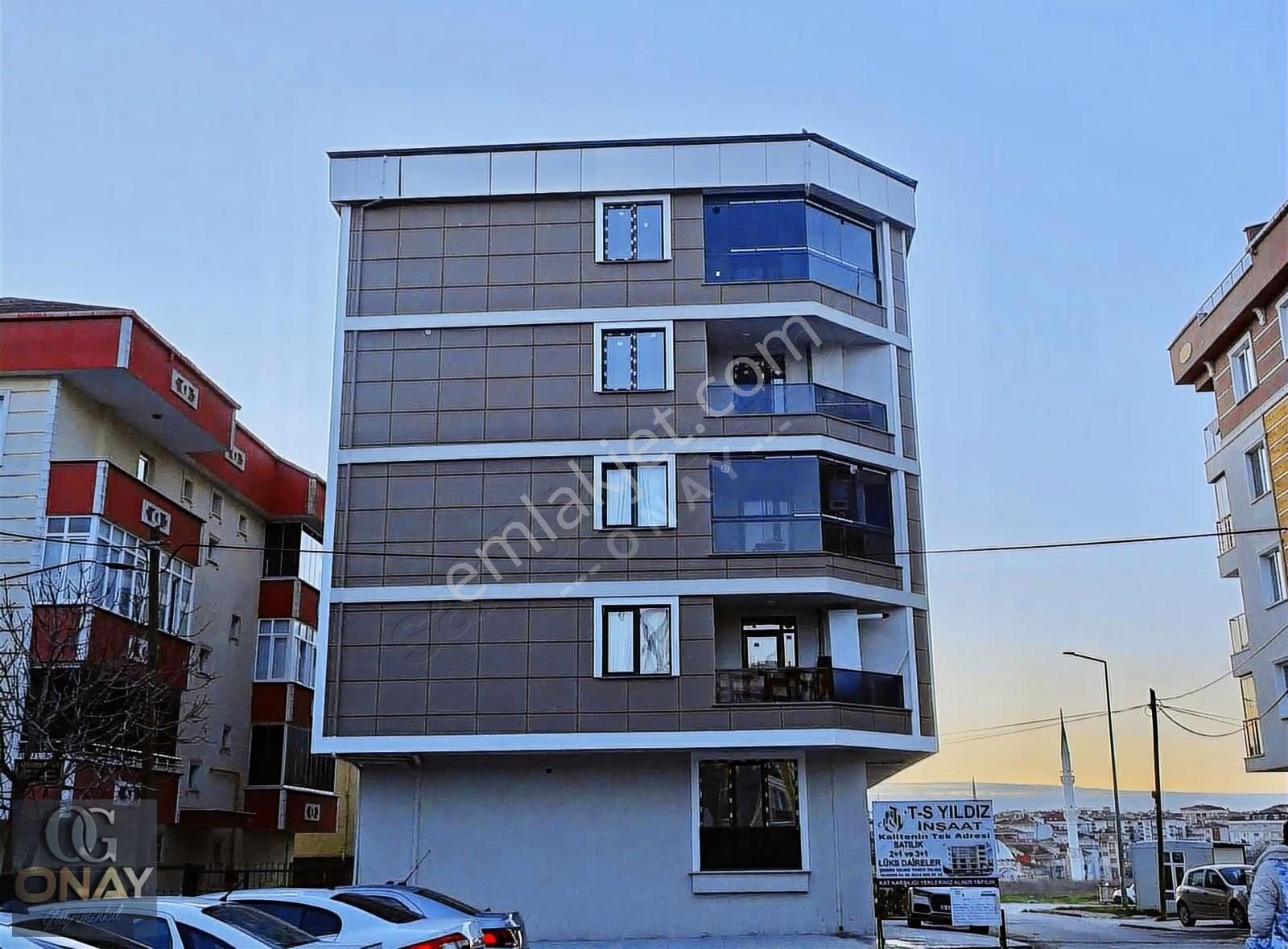 Onay 'dan Hastane Okullar Bölgesinde Sıfır 2+1 Arakat Daire - Görsel 21