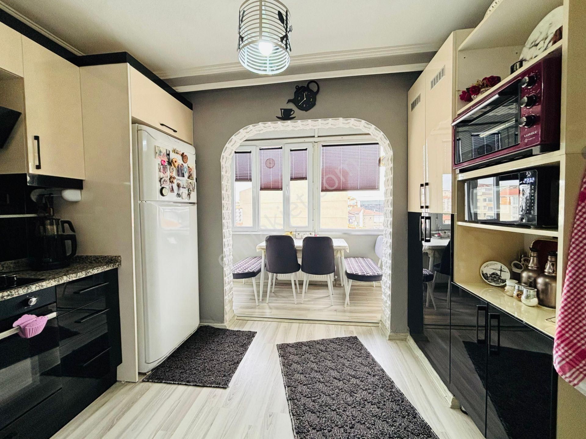 Güven'den Şehrin Göbeğinde İskanlı Kombili Fırsat 3+1 Daire! - Görsel 7