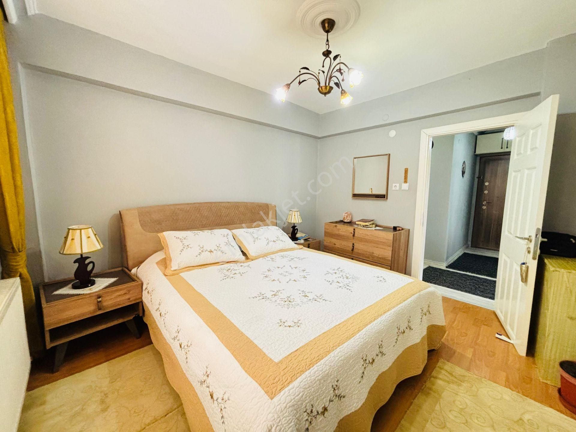 Güven'den Şehrin Göbeğinde İskanlı Kombili Fırsat 3+1 Daire! - Görsel 13