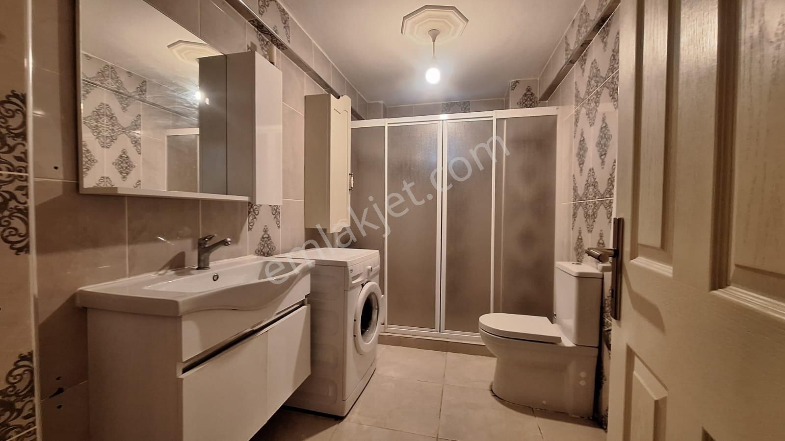 Çanakkale Cevatpaşada Kordona Yakın Ara Kat Kiralık 2+1 Daire - Görsel 27