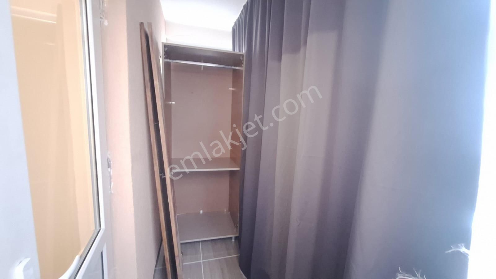 Çanakkale Cevatpaşada Kordona Yakın Ara Kat Kiralık 2+1 Daire - Görsel 22
