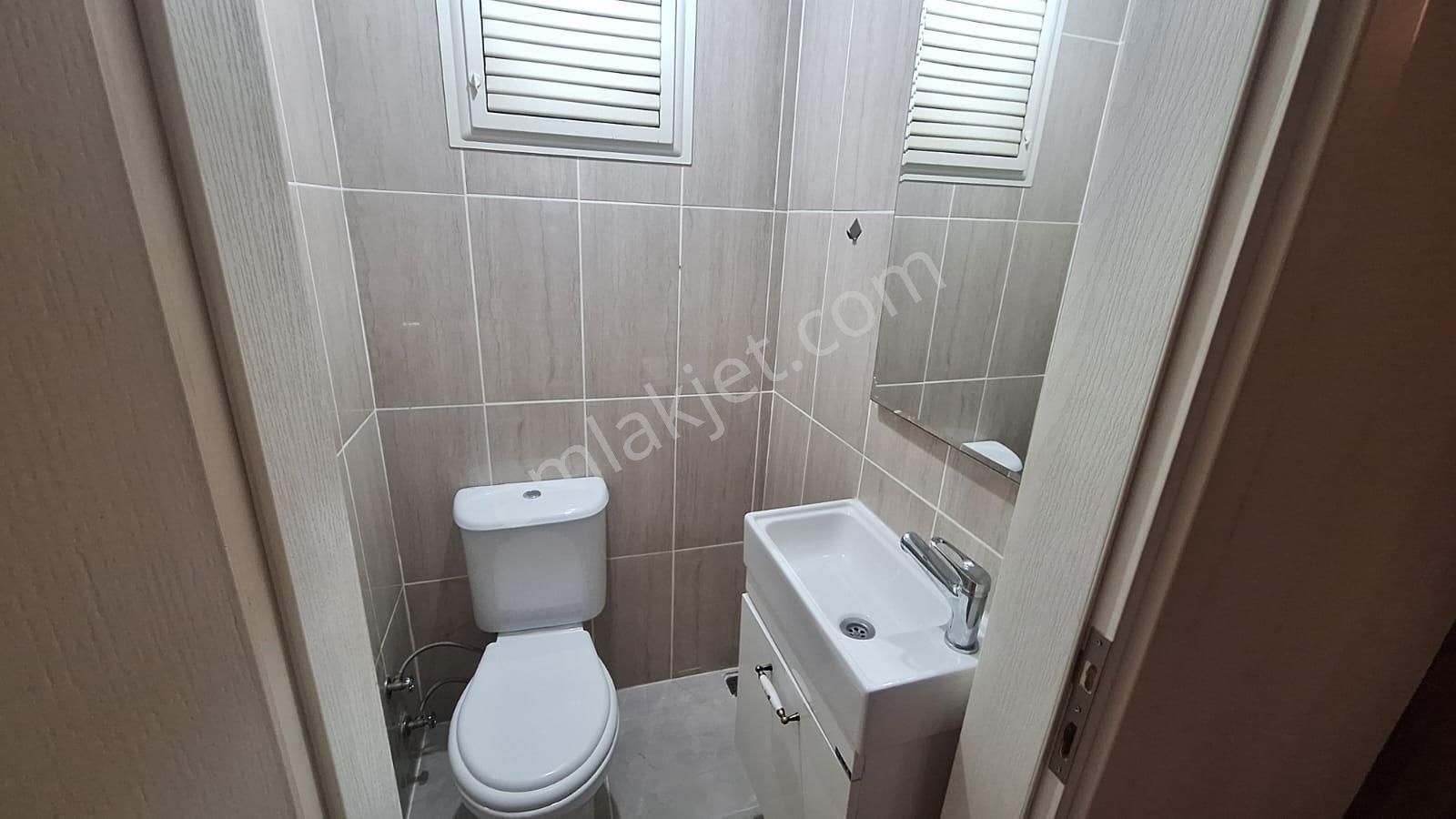 Çanakkale Cevatpaşada Kordona Yakın Ara Kat Kiralık 2+1 Daire - Görsel 29