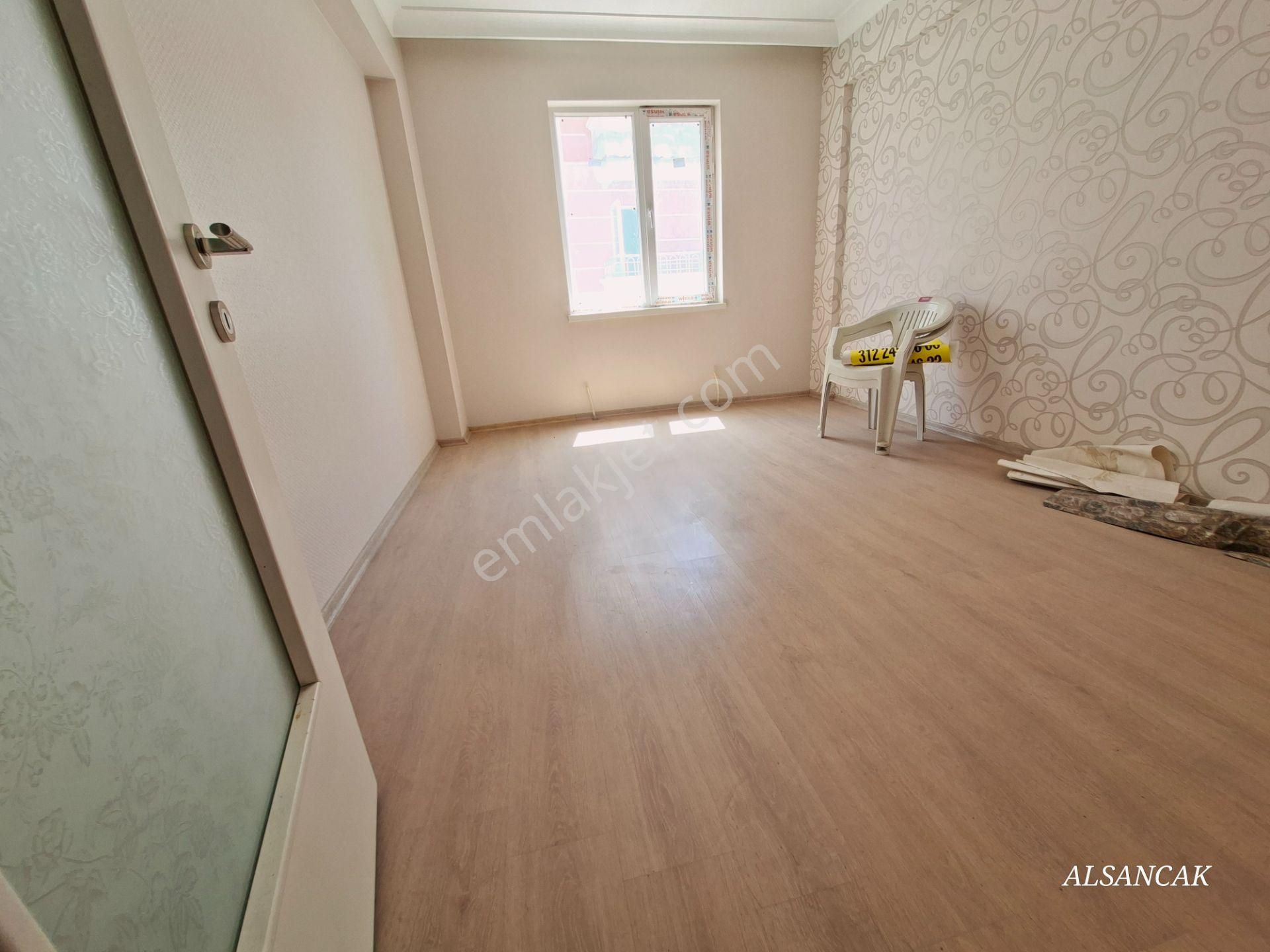 30 Ağustos Merkezde Asansörlü Binada 4+1 Yeni Teraslı Dubleks - Görsel 11