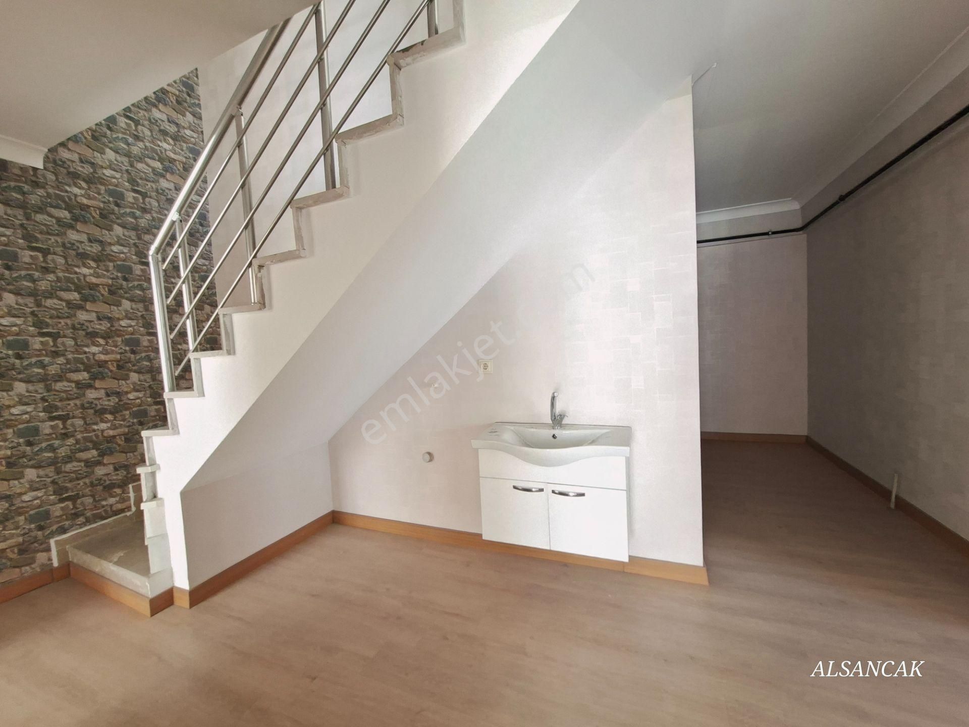 30 Ağustos Merkezde Asansörlü Binada 4+1 Yeni Teraslı Dubleks - Görsel 14