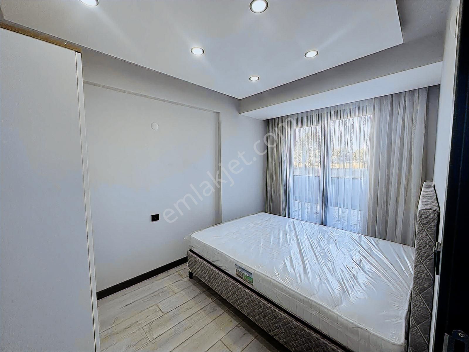 Mege'den Çorlu Emlaklarda Eşyalı Lüks Kiralık 1+1 Daire - Görsel 30