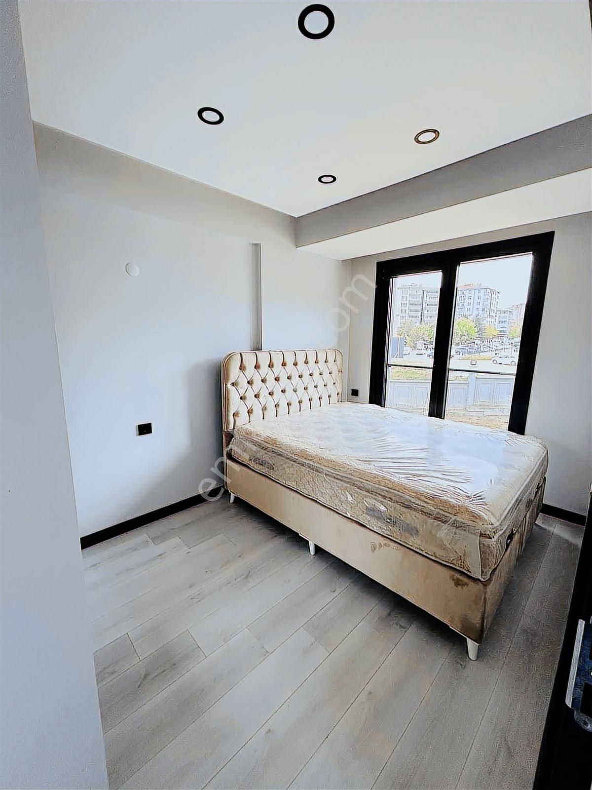 Mege'den Çorlu Emlaklarda Eşyalı Lüks Kiralık 1+1 Daire - Görsel 25