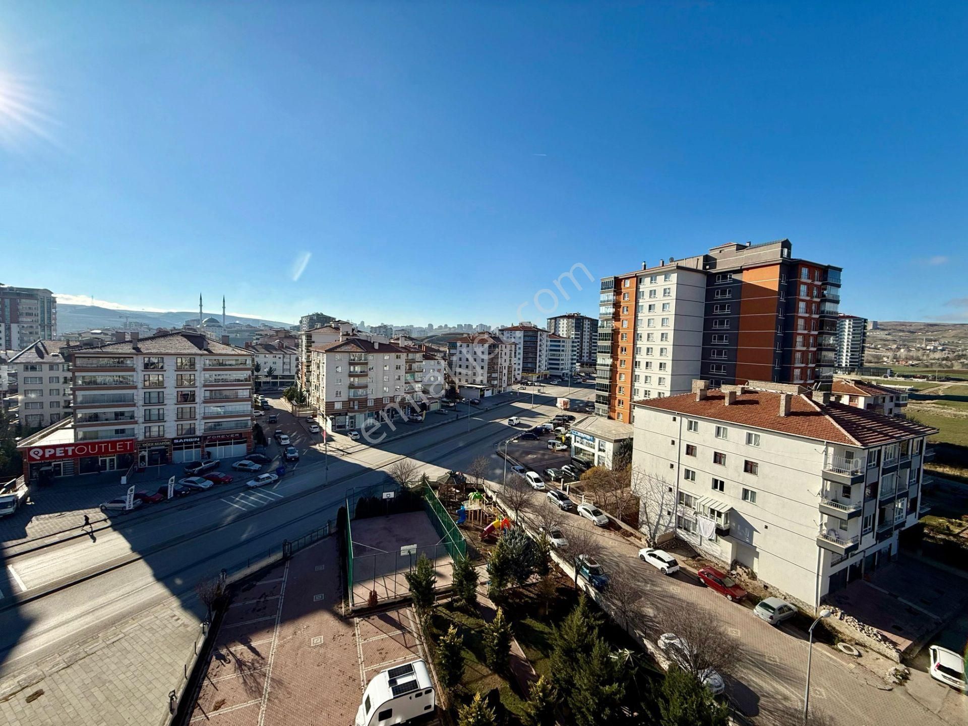 Taşcılar'dan Saray Merkezde 4+1 Kapalı Otoparklı Lüks Fırsat Daire - Görsel 8