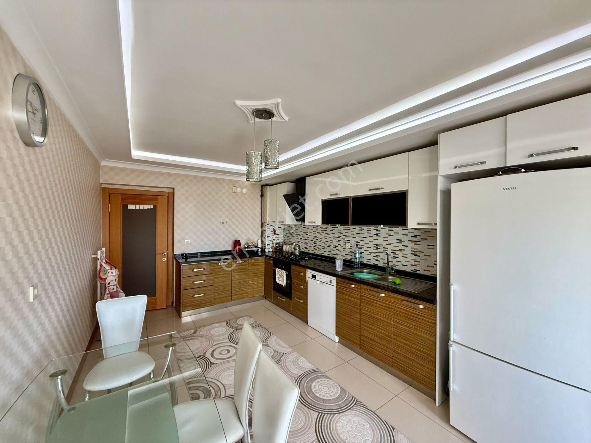 Taşcılar'dan Saray Merkezde 4+1 Kapalı Otoparklı Lüks Fırsat Daire - Görsel 3