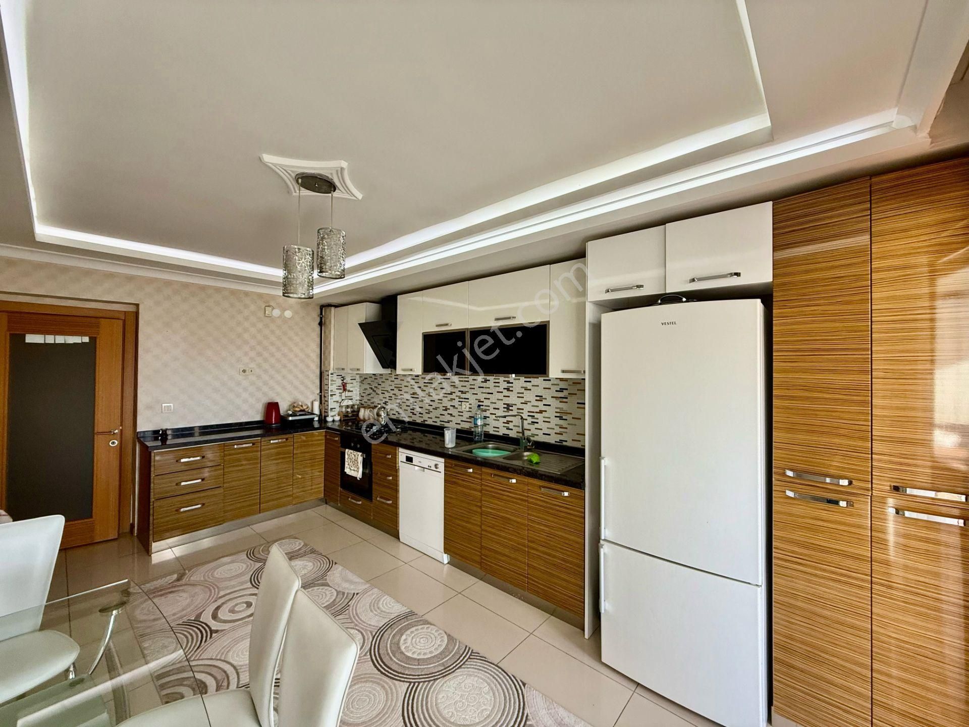 Taşcılar'dan Saray Merkezde 4+1 Kapalı Otoparklı Lüks Fırsat Daire - Görsel 6