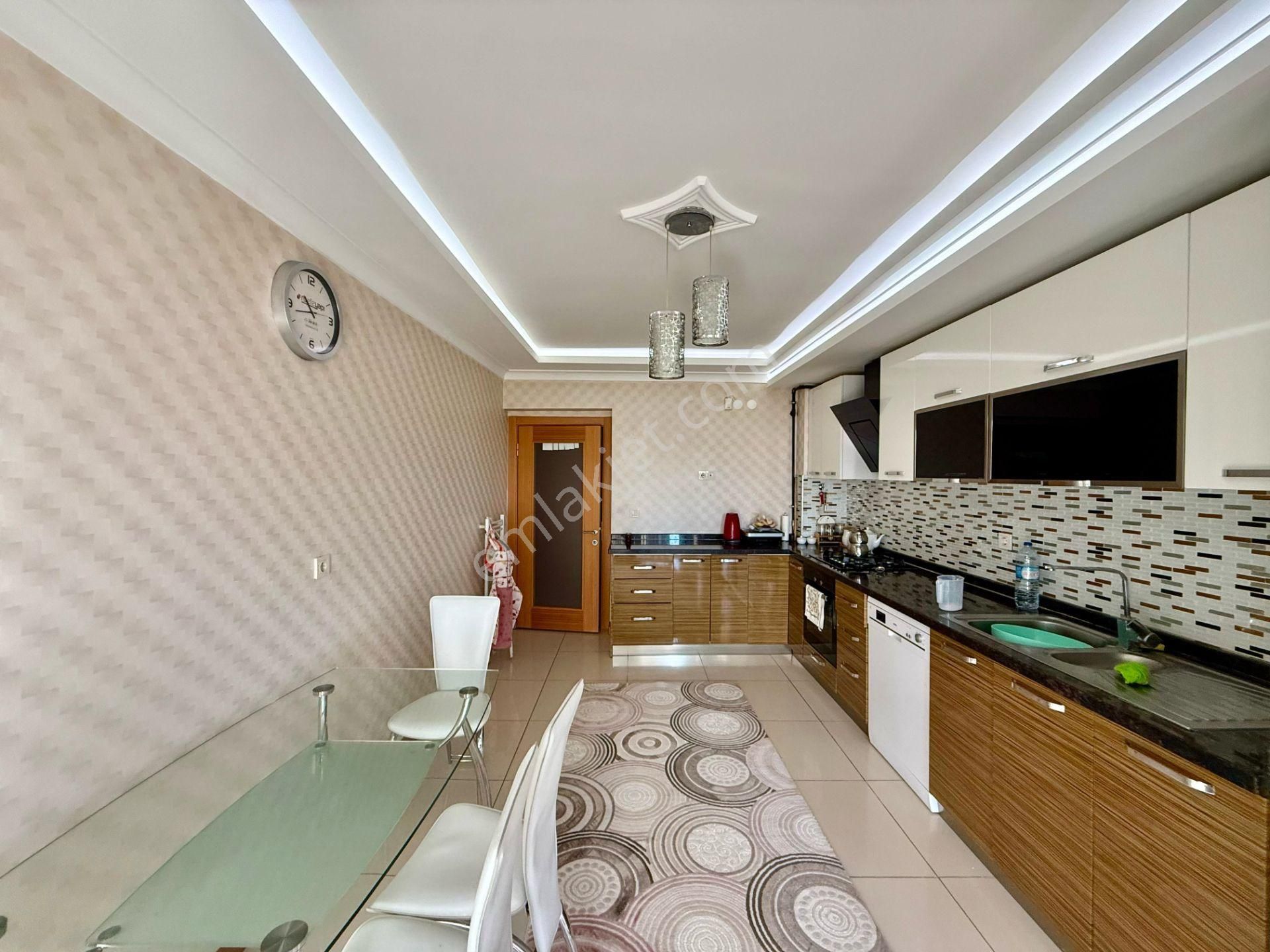 Taşcılar'dan Saray Merkezde 4+1 Kapalı Otoparklı Lüks Fırsat Daire - Görsel 10