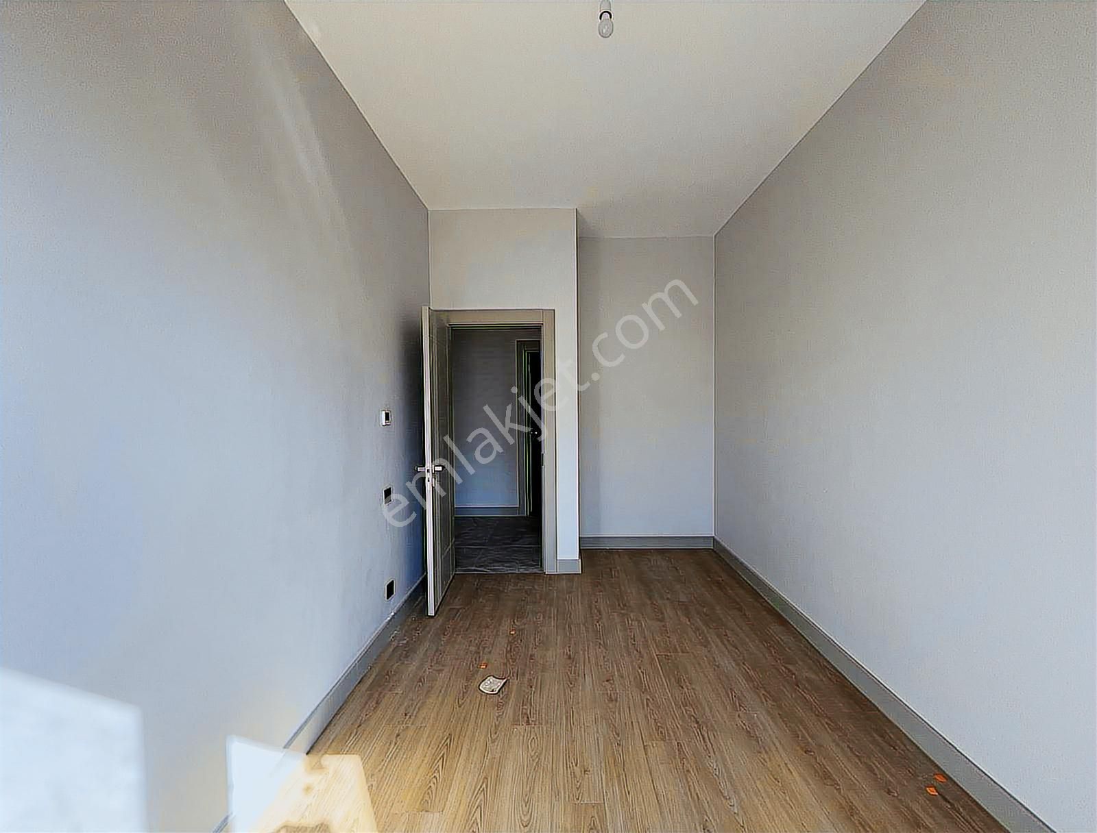 Emlak Konut Çınarköy " 3+1 Büyük Tip Satılık Daire " - Görsel 15