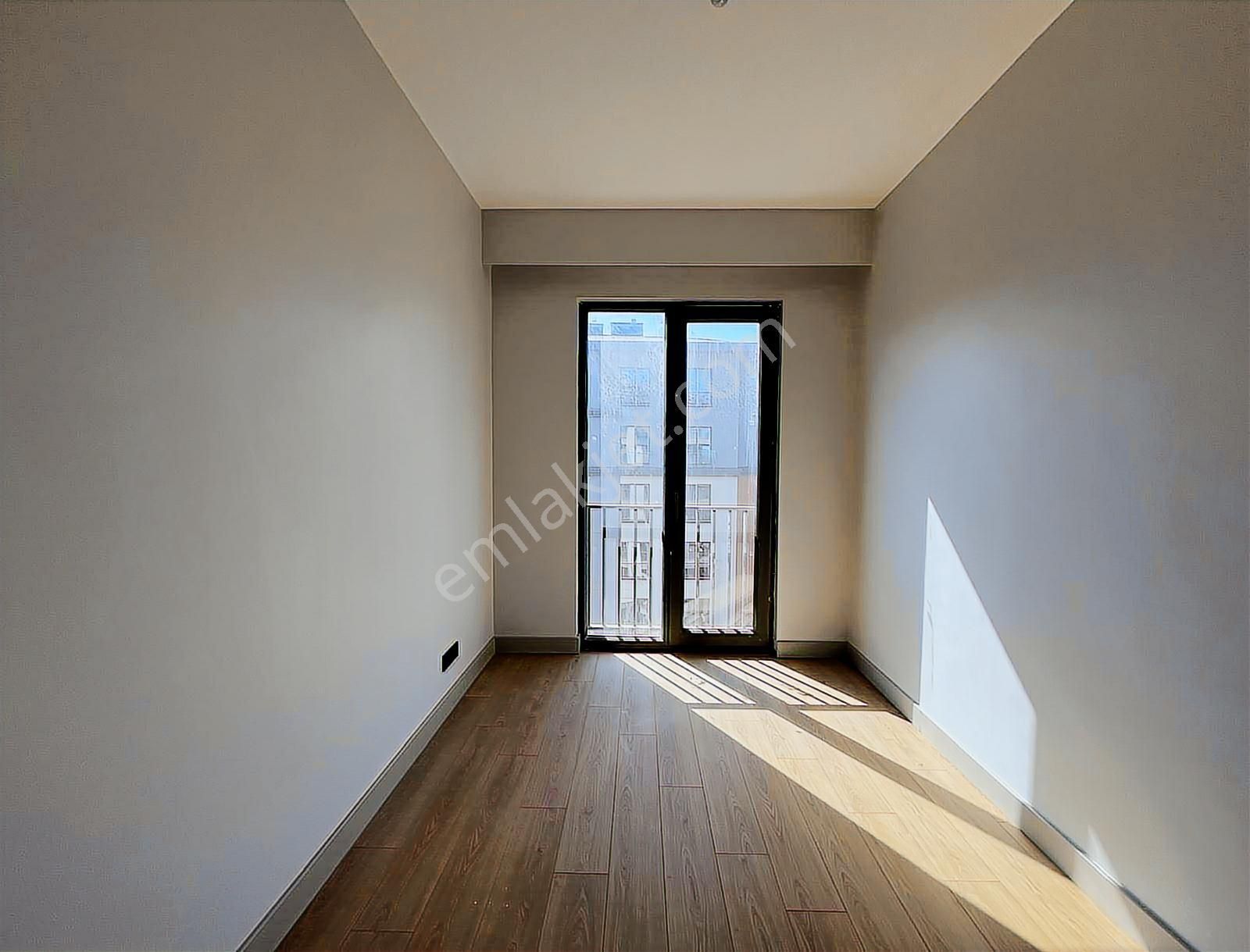 Emlak Konut Çınarköy " 3+1 Büyük Tip Satılık Daire " - Görsel 14