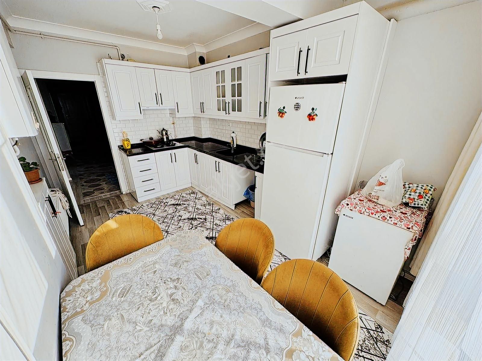 Şentürk Gayrimenkul'den Acill Satılık Fırsat Daire - Görsel 9