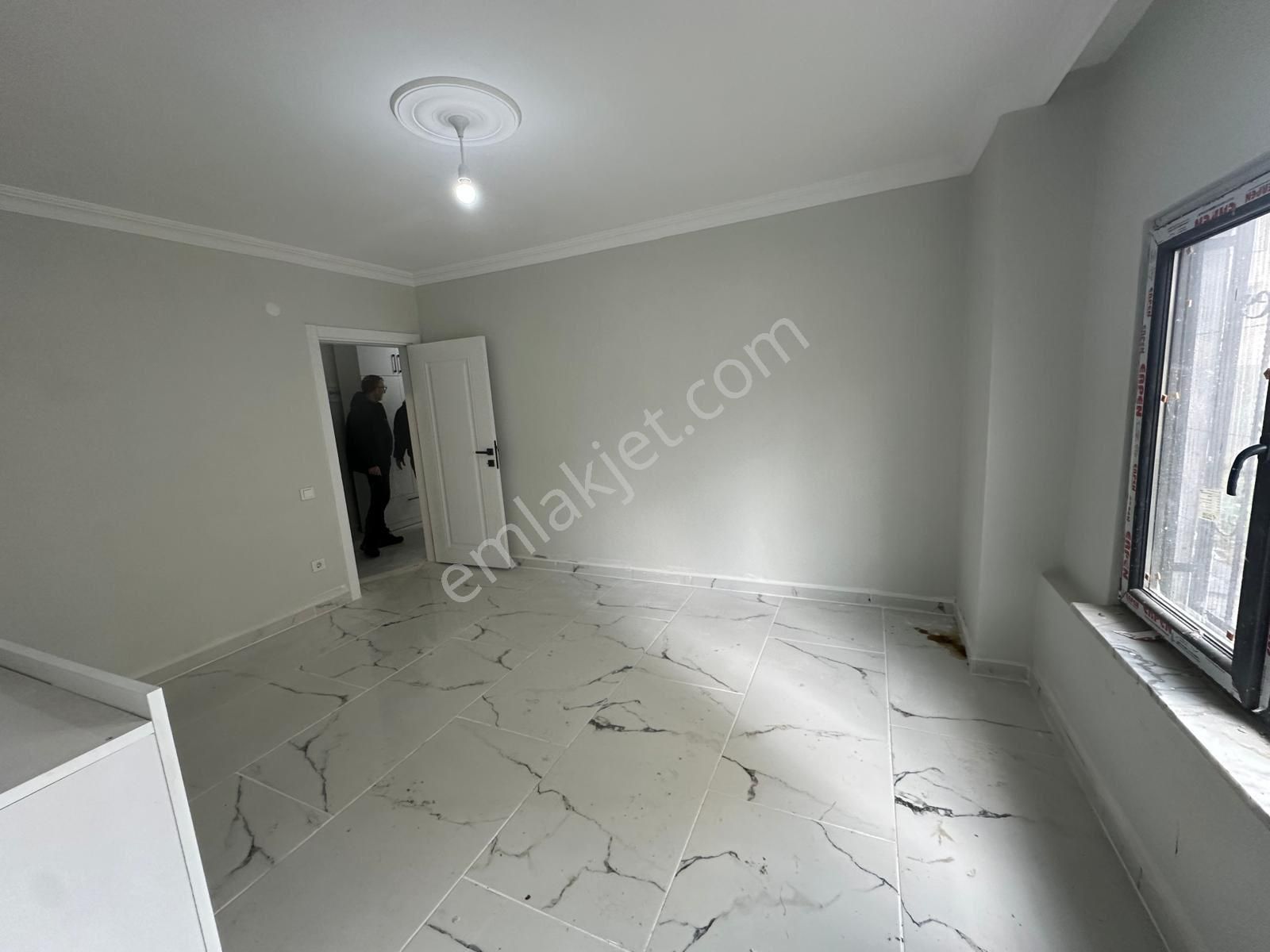 Serdivan Beşköprü Mah. İki Adet Daire 6+2 Mutfak Ayrı Asansörlü Ve Bahçeli Satılık Daire - Görsel 24