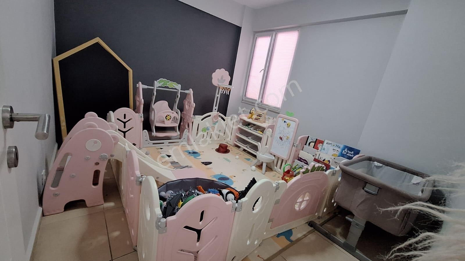 Çanakkale Kordonda Merkezi Konumda Kiralık 4+1 İşyeri - Görsel 16